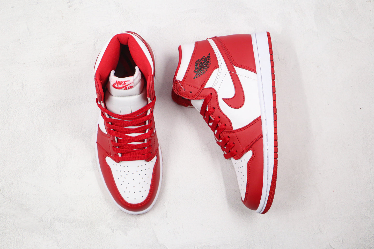 Air Jordan 1 High Reverse Chicago