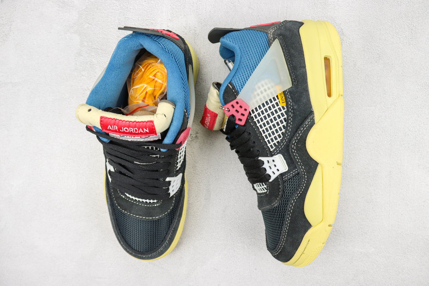 Air Jordan 4 Union Off Noir