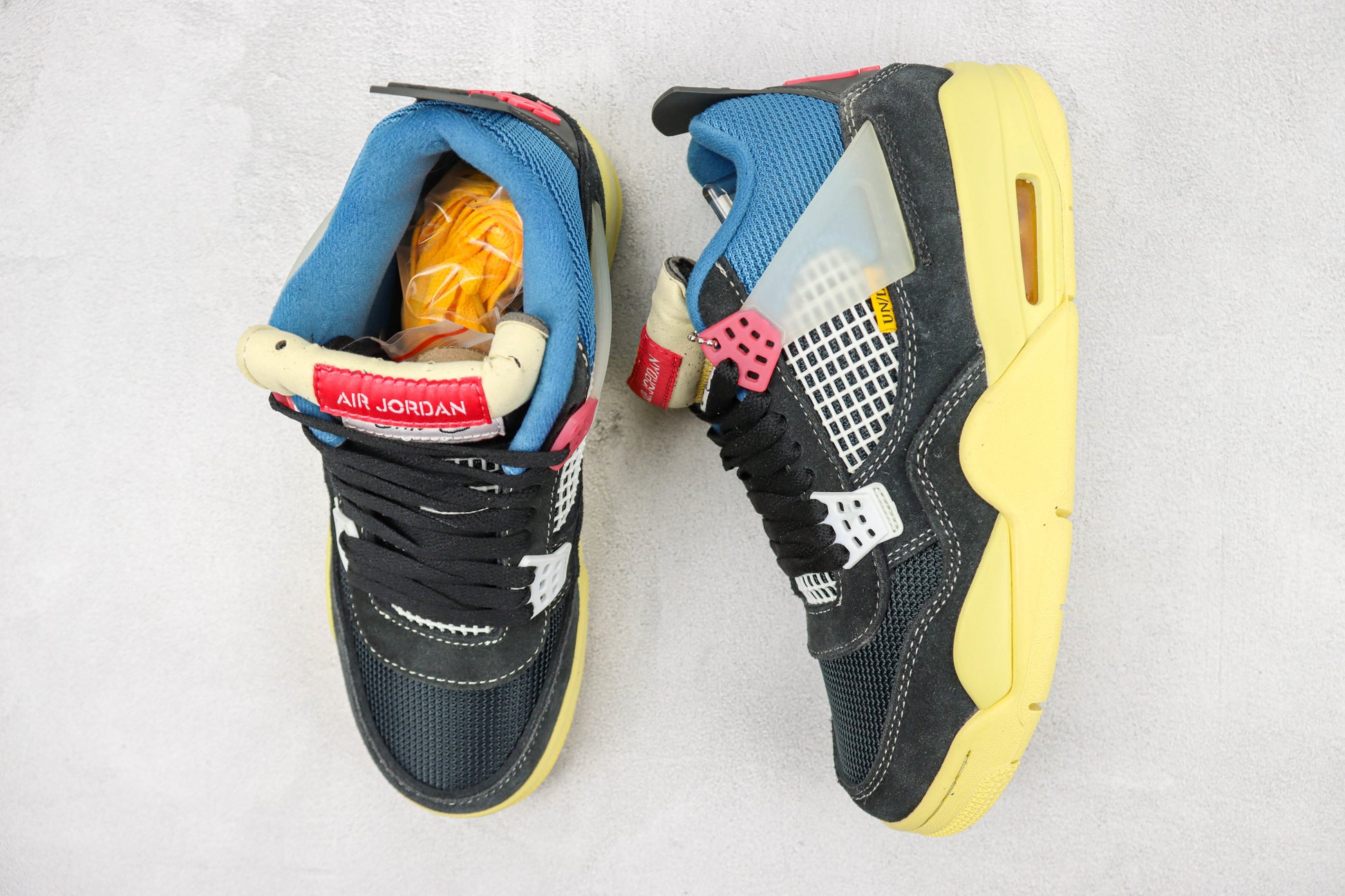 Air Jordan 4 Union Off Noir