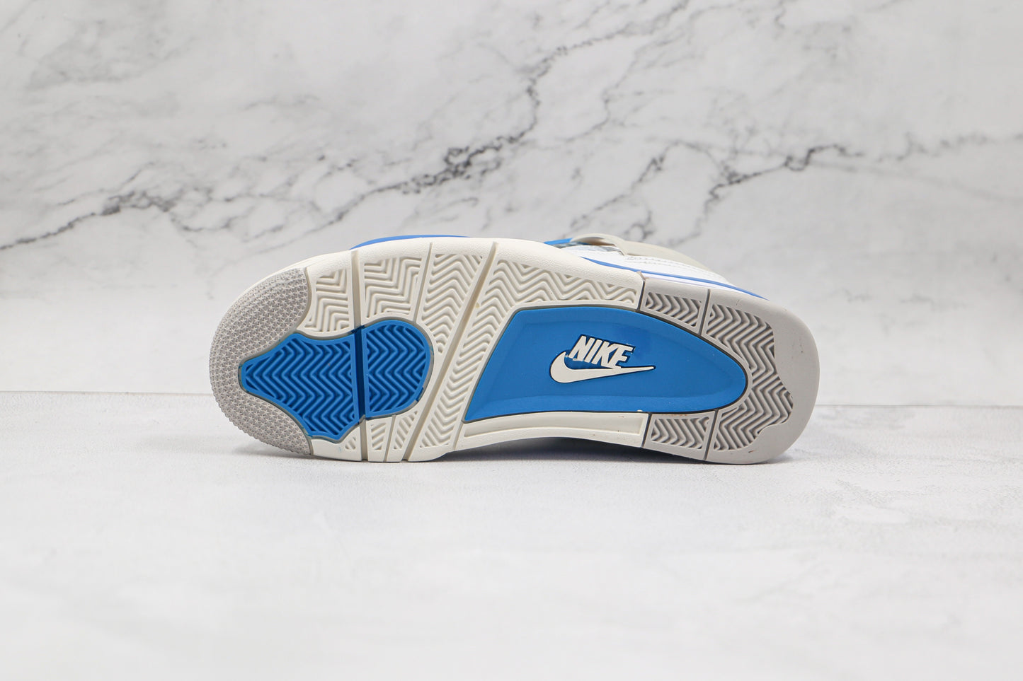 Air Jordan 4 Military Blue