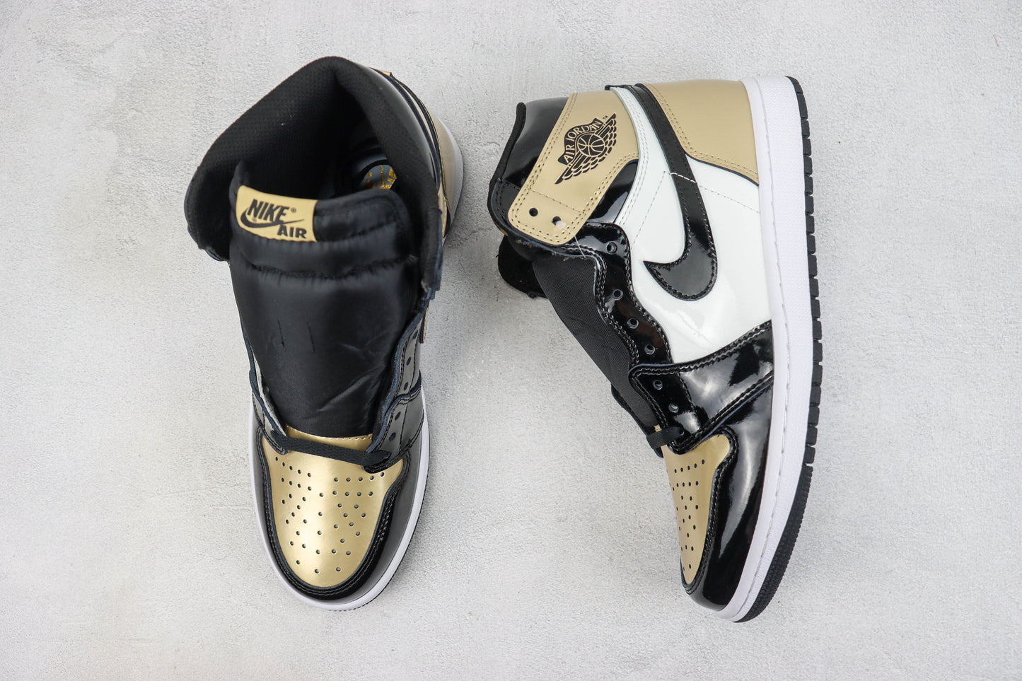 Air Jordan 1 High Black Gold