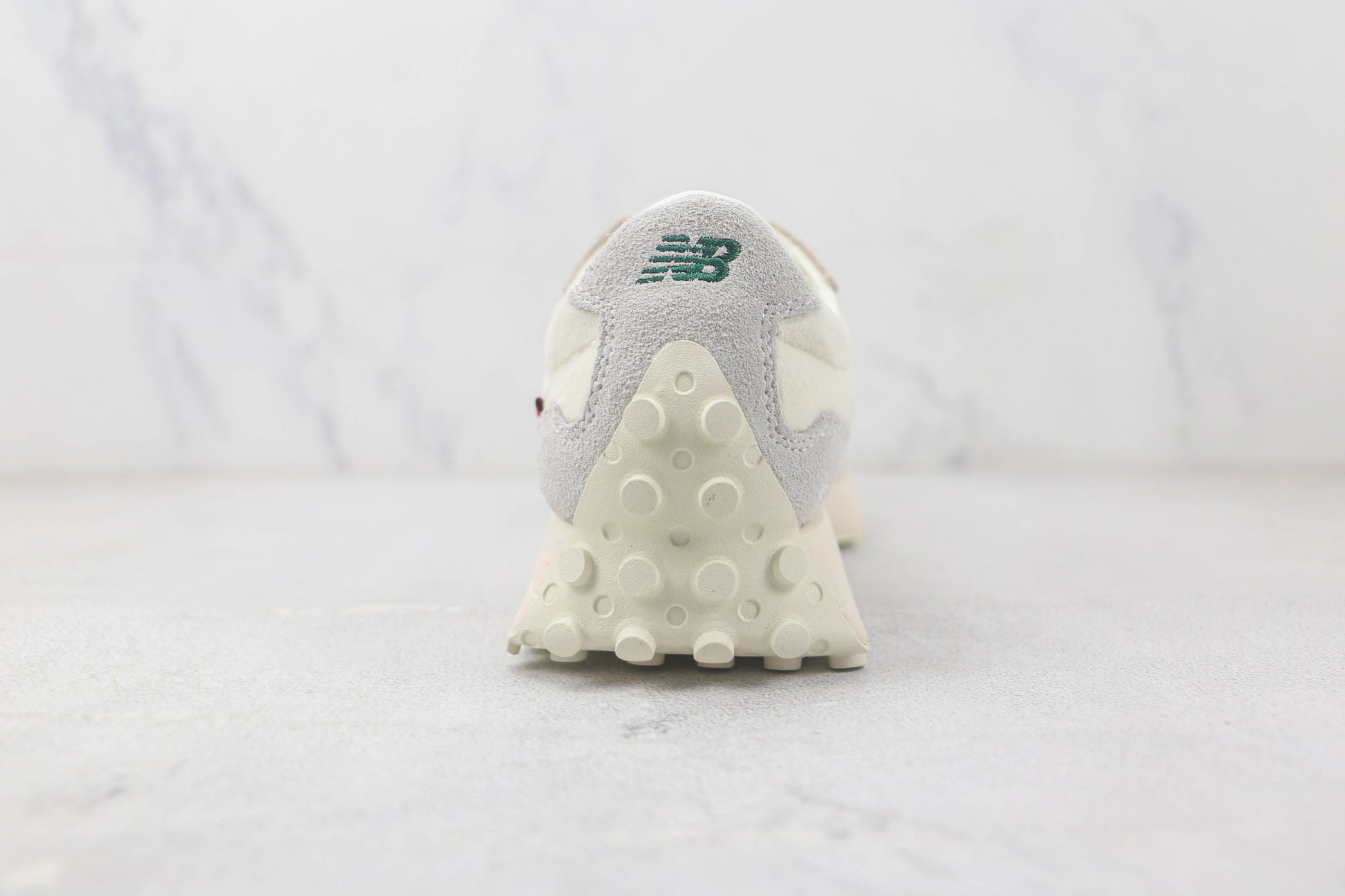 New Balance 327 Silver White MD327FG