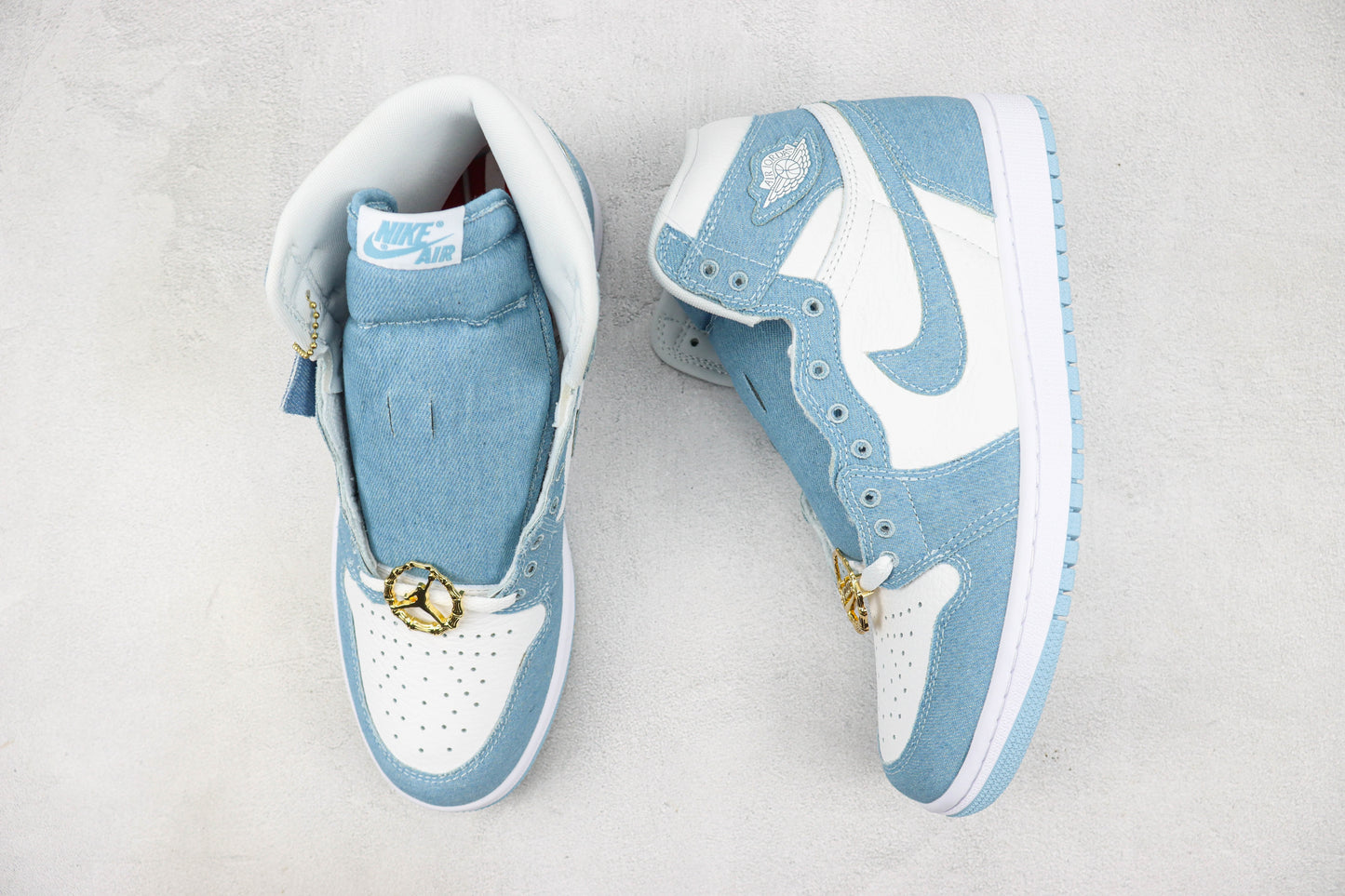 Air Jordan 1 High Blue Black White