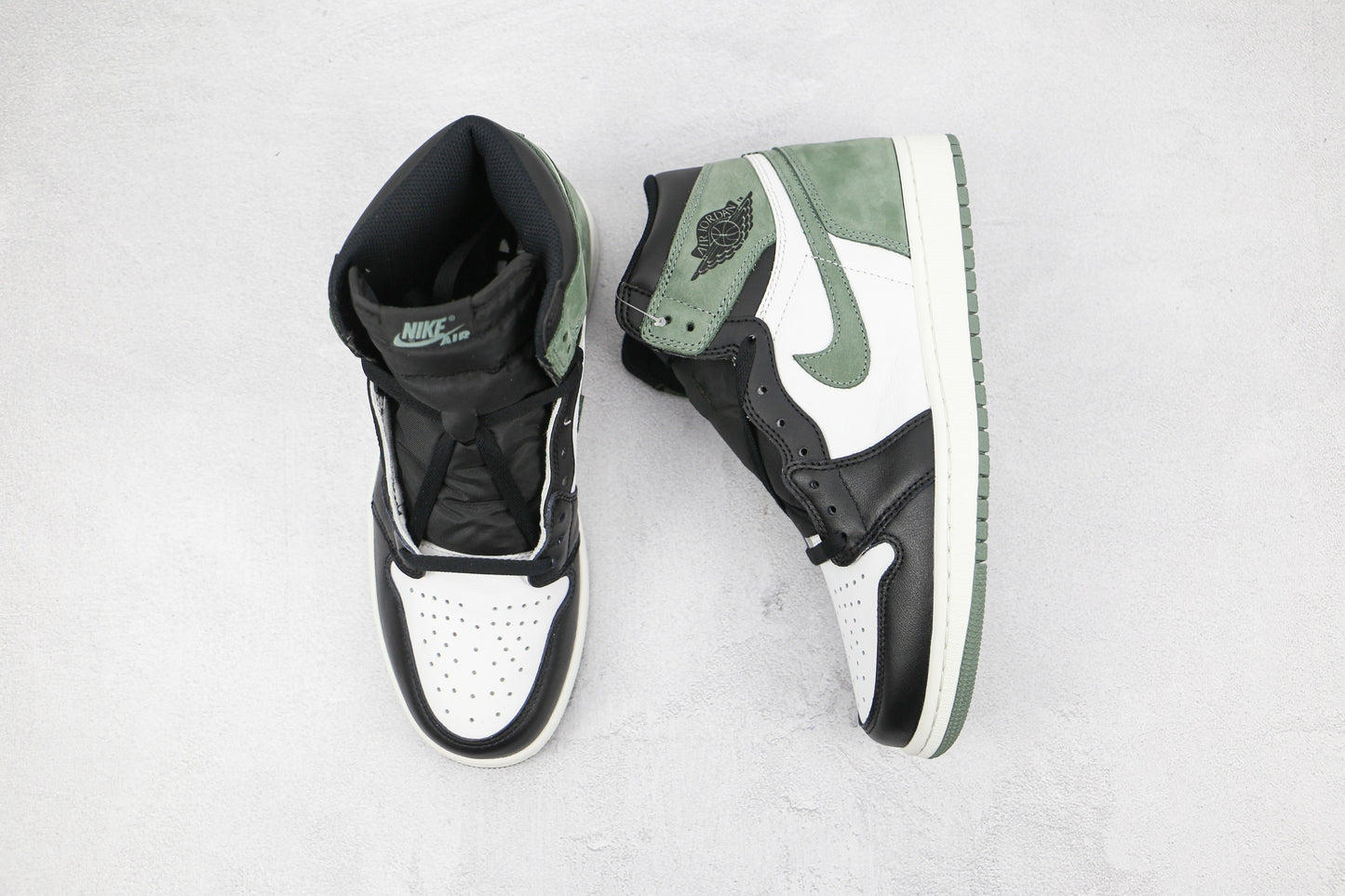 Air Jordan 1 High Green Toe