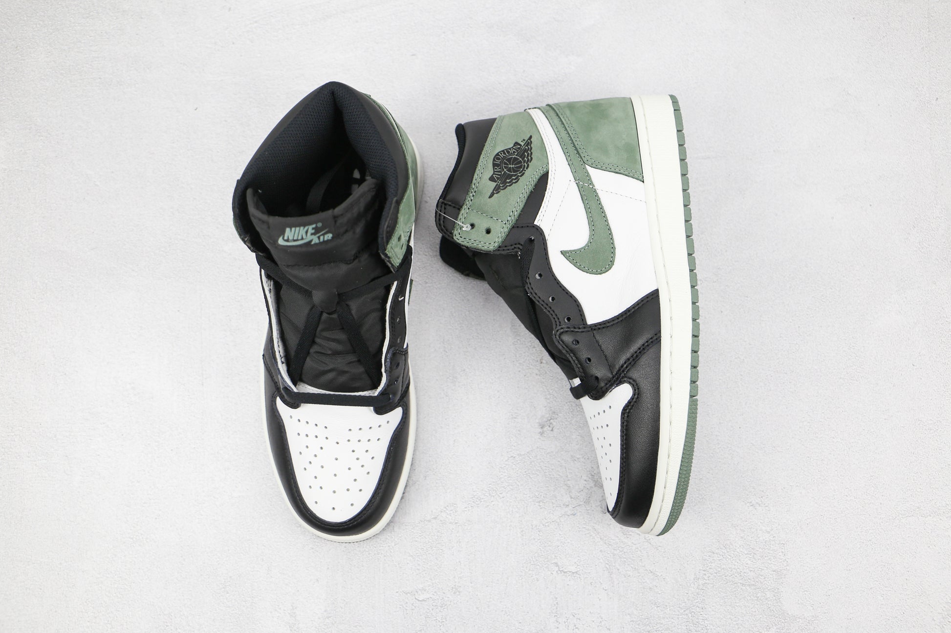 Air Jordan 1 High Green Toe
