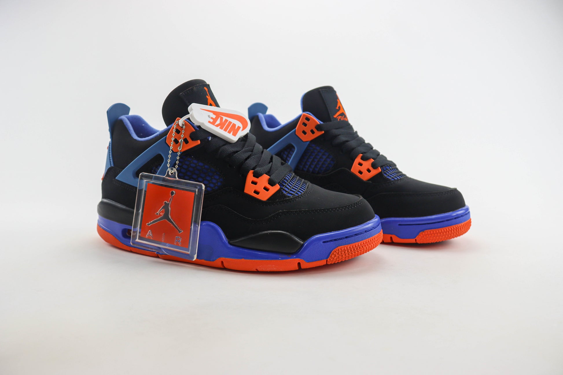 Air Jordan 4 Cavs