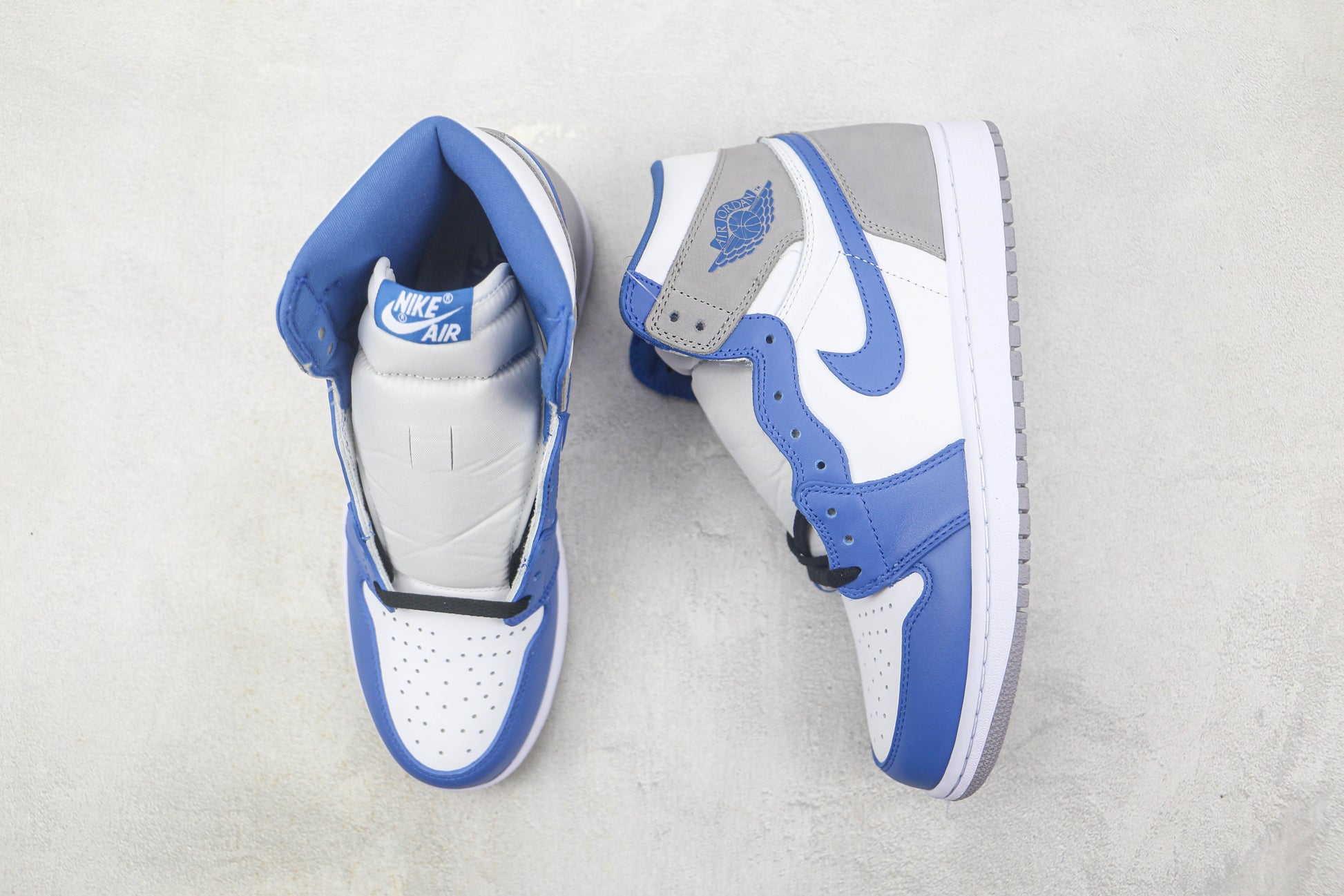Air Jordan 1 High Deep Royal Blue