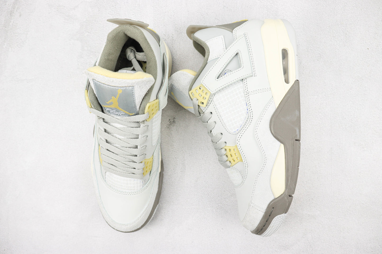 Air Jordan 4 SE Craft Photon Dust