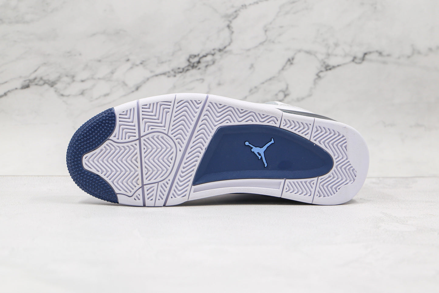 Air Jordan 4 Columbia Blue