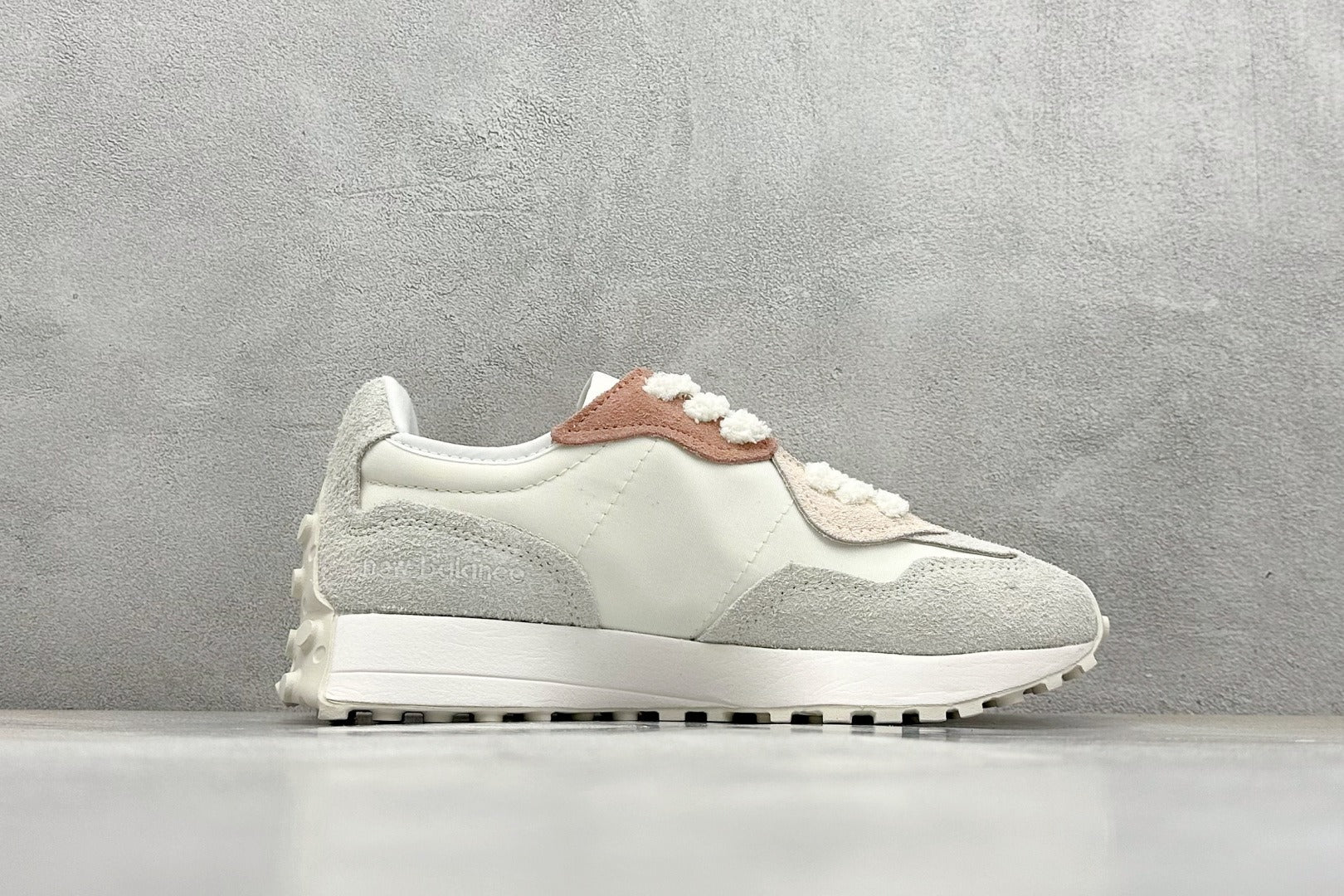 New Balance 327 Silver Grey U327WTL