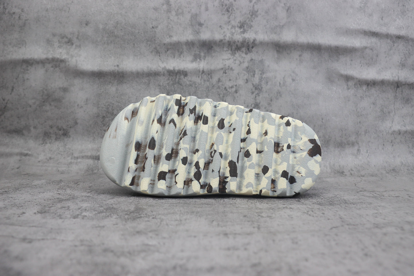 Adidas Yeezy Slide Salt Camo