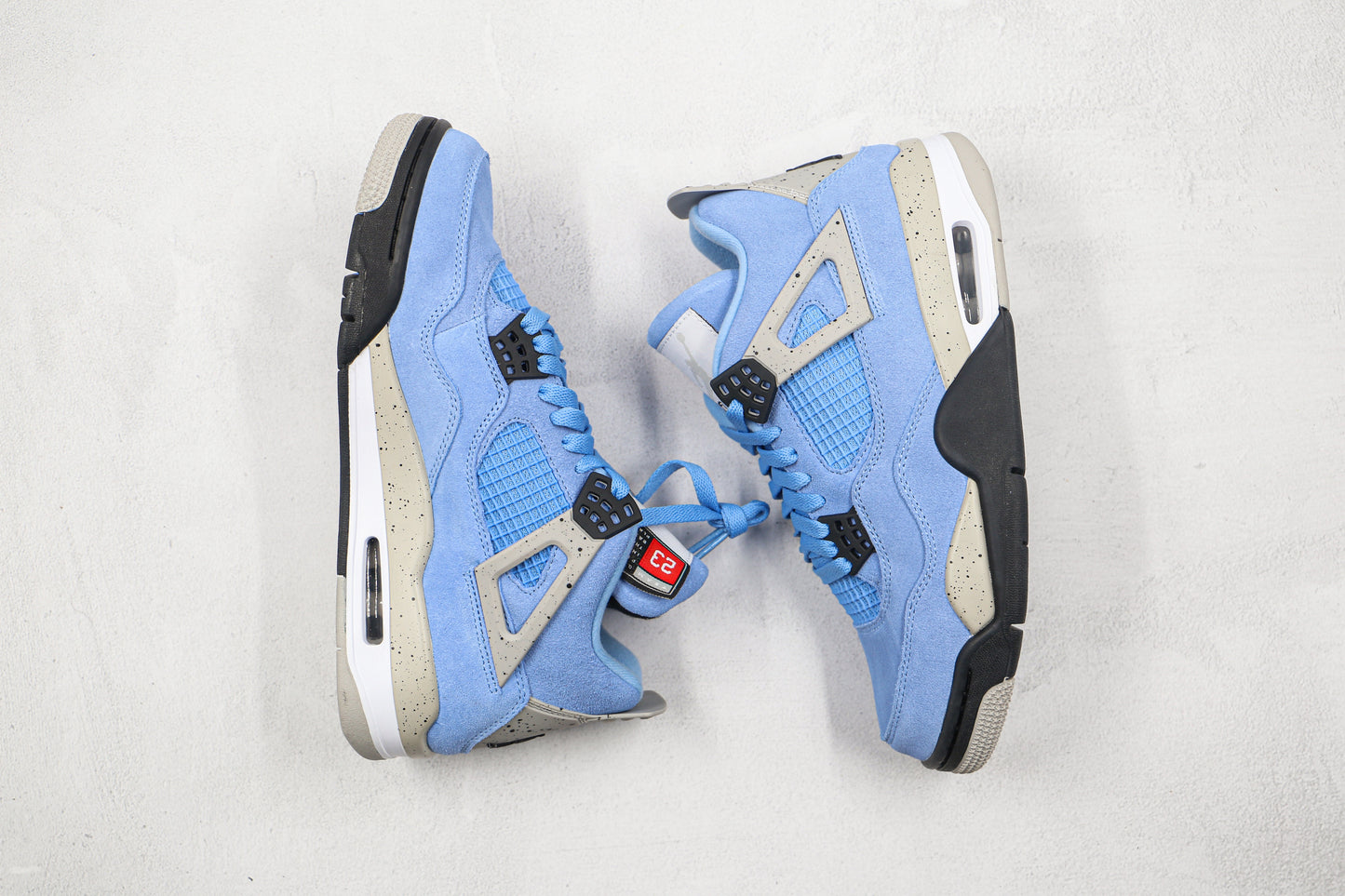 Air Jordan 4 University Blue