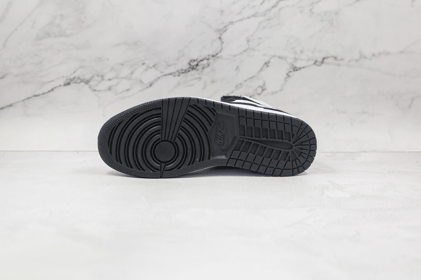 Air Jordan 1 High Felt Panda