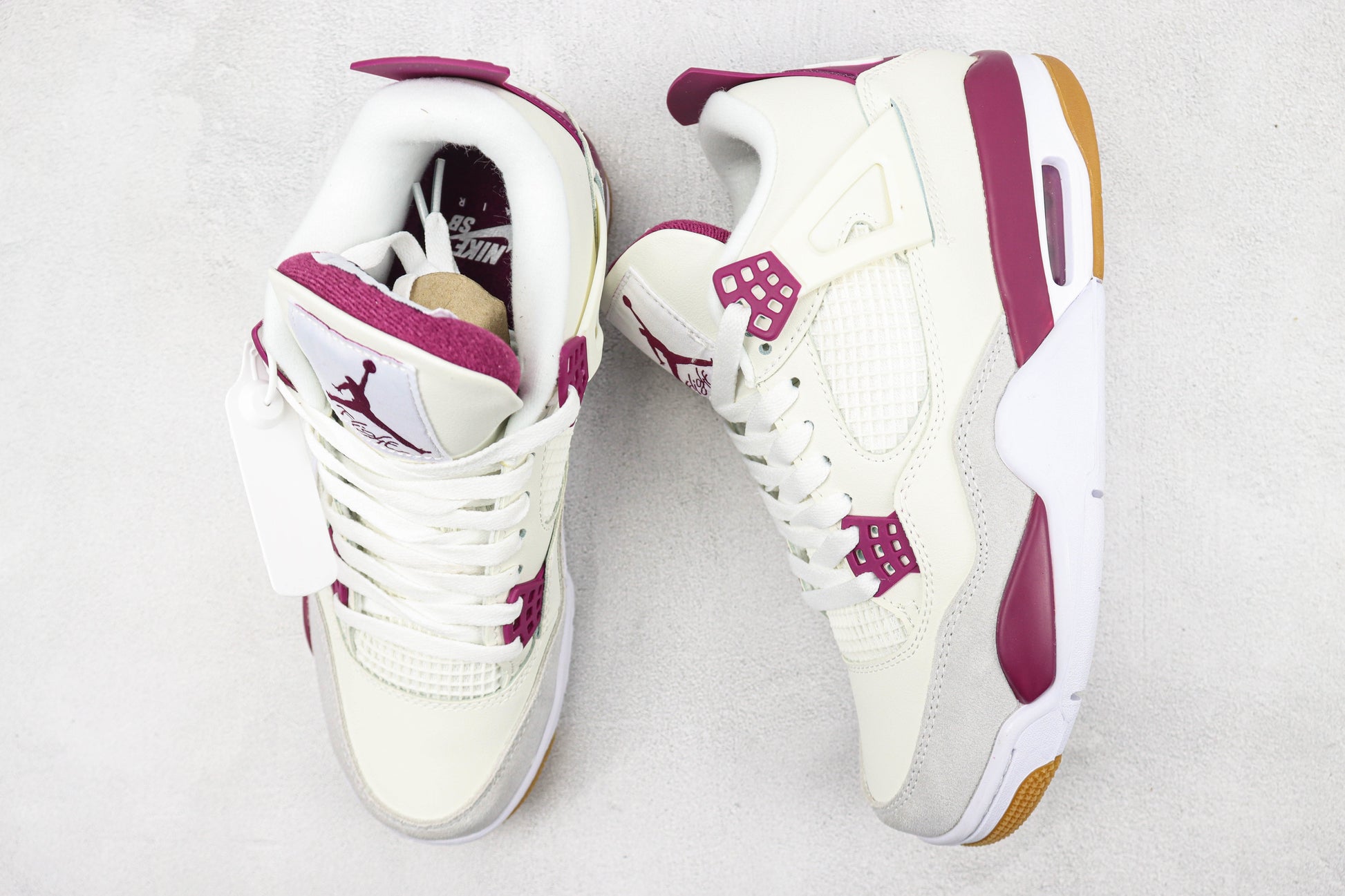Air Jordan 4 Burgundy Crush