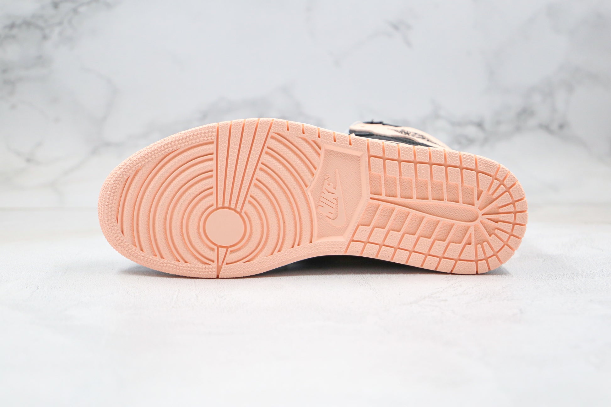 Air Jordan 1 High Crimson Tint