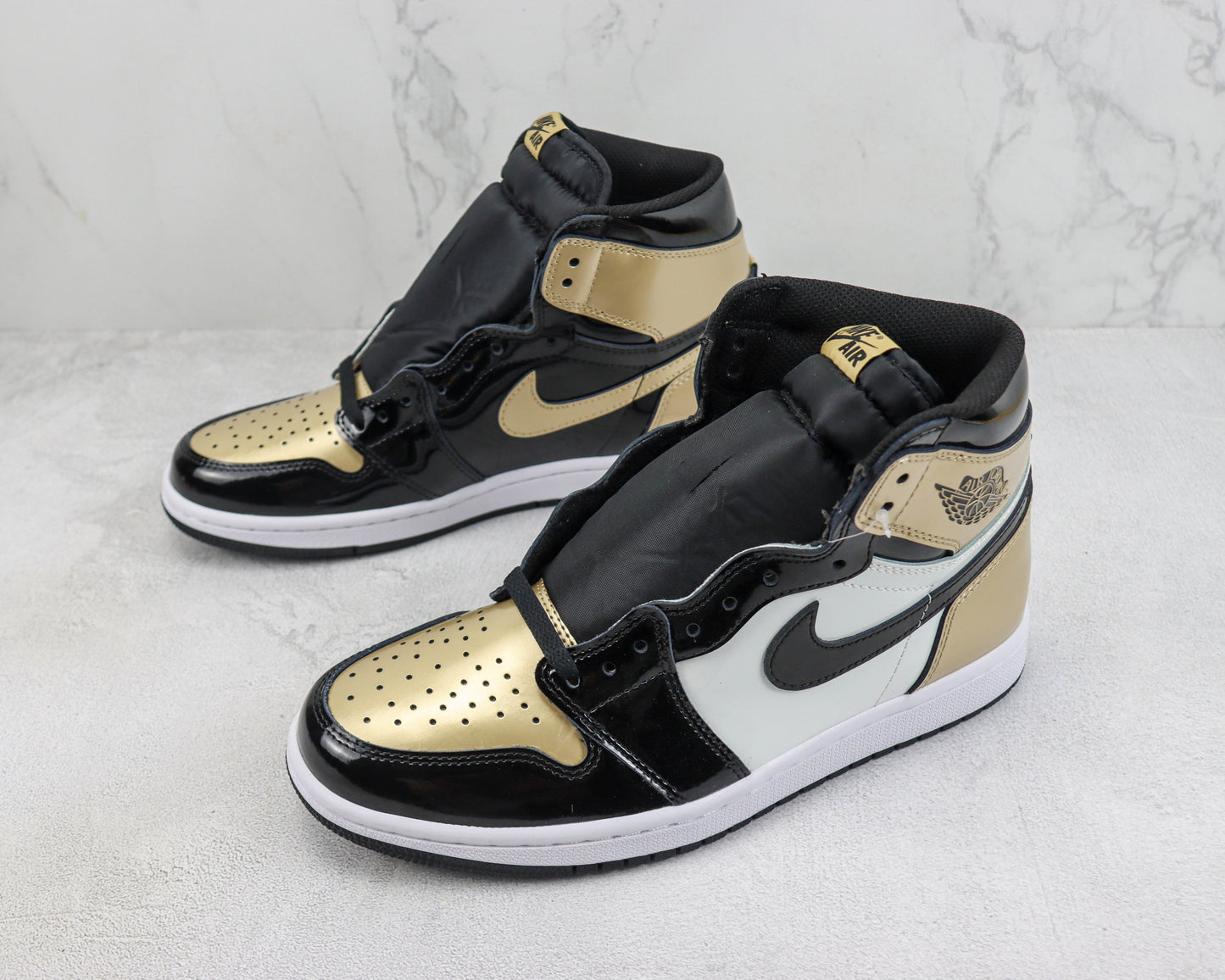 Air Jordan 1 High Black Gold