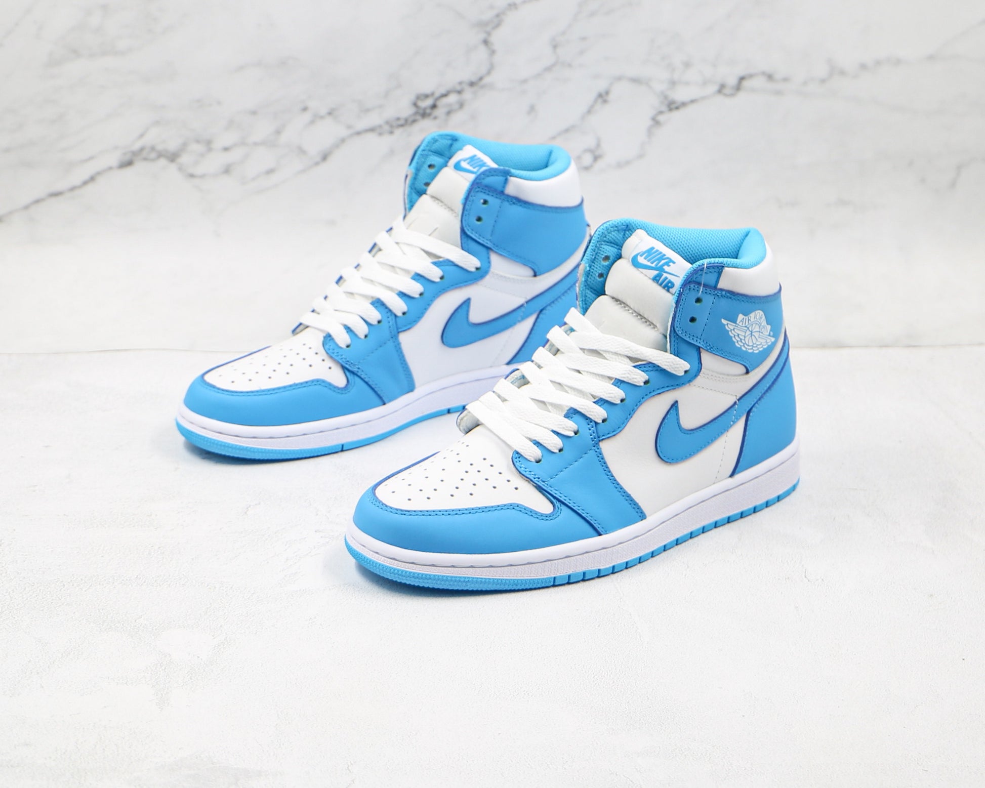 Air Jordan 1 High UNC Blue