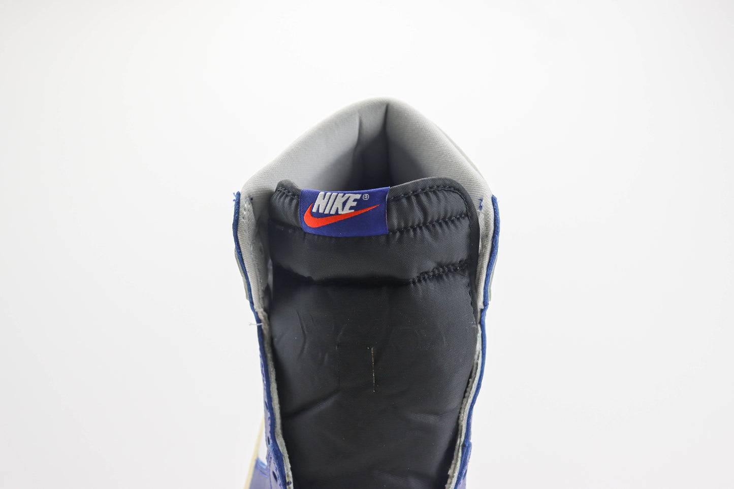 Air Jordan 1 High Royal Contrast