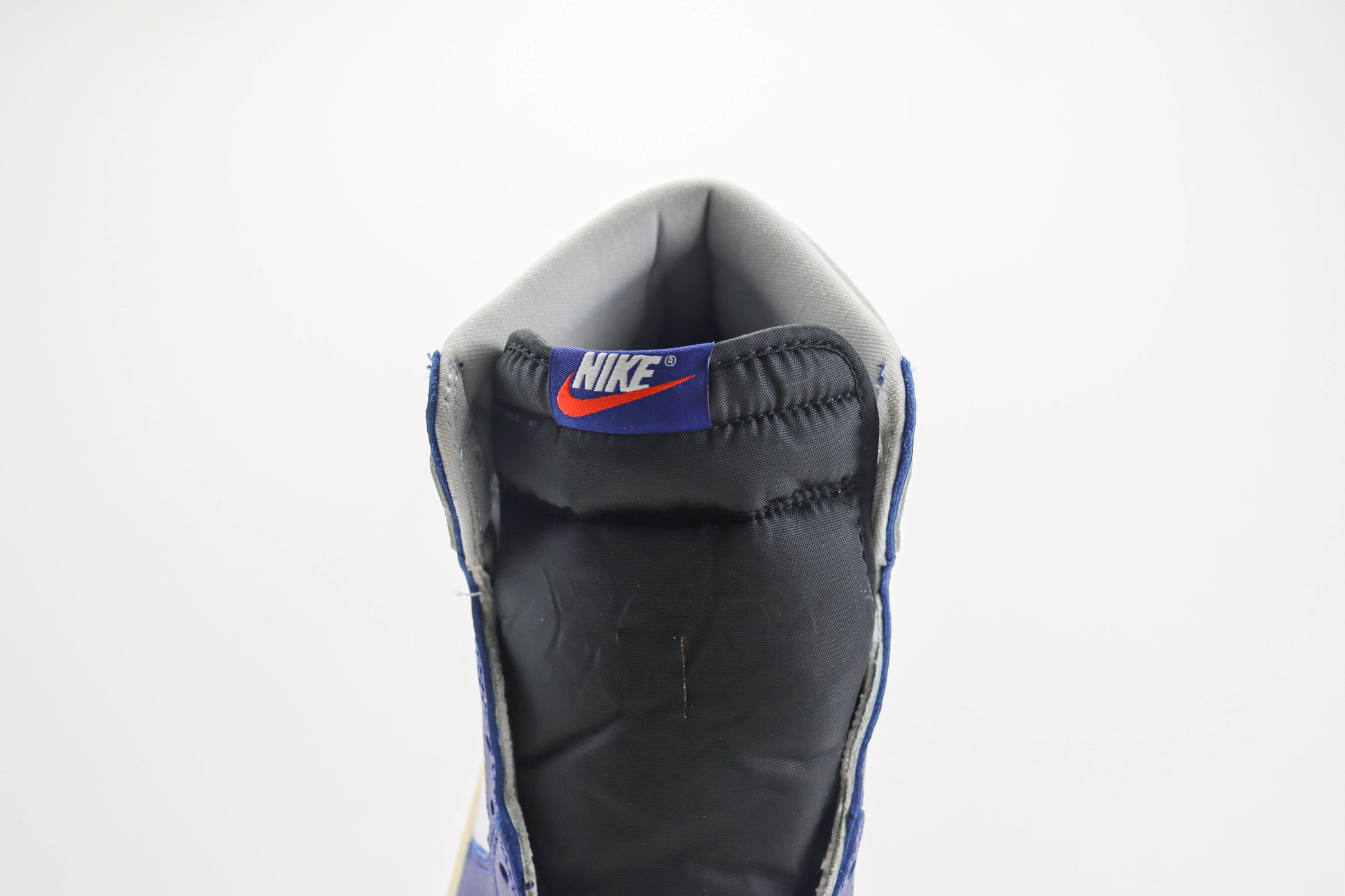 Air Jordan 1 High Royal Contrast