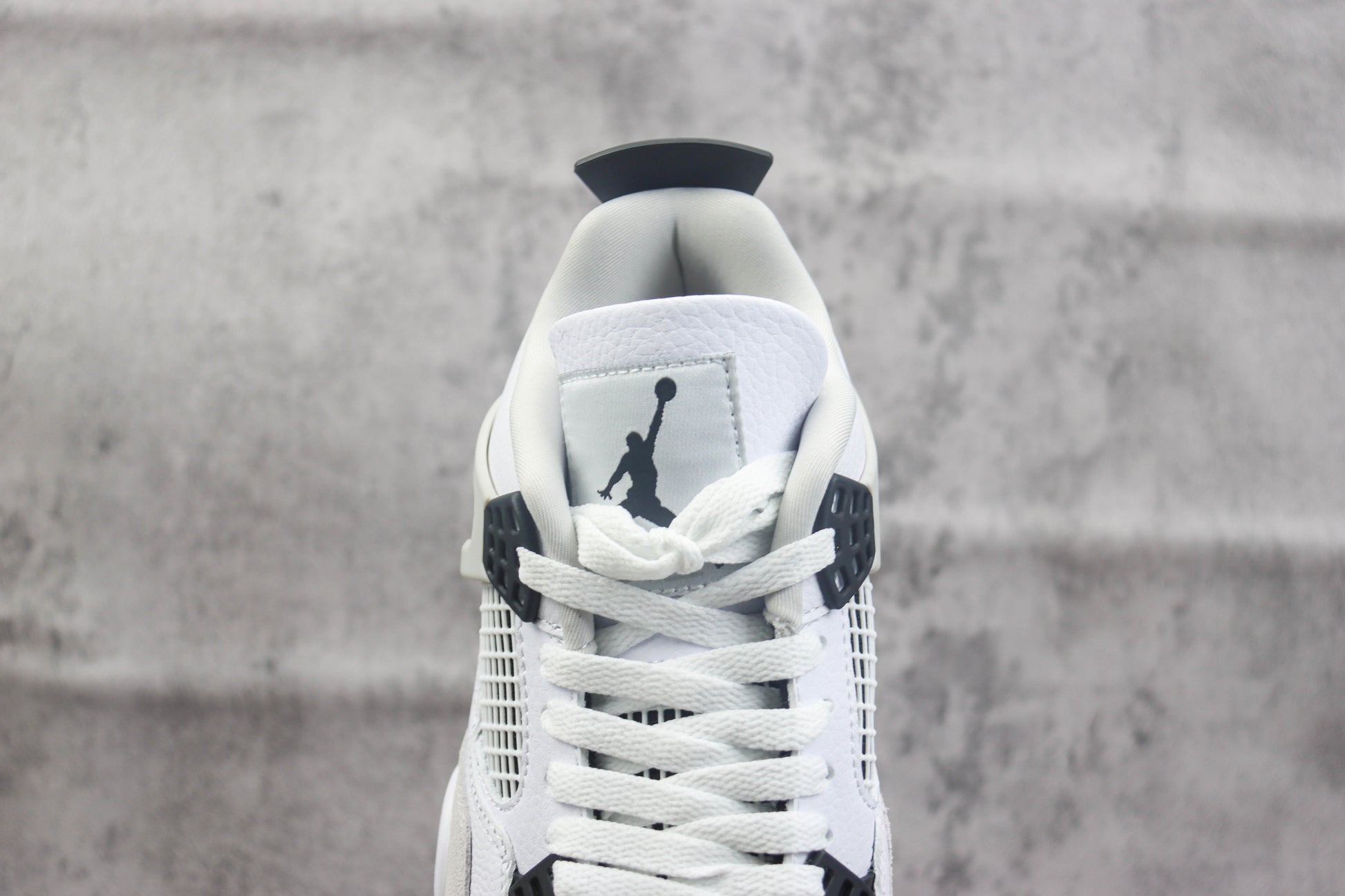 Air Jordan 4 Military Black