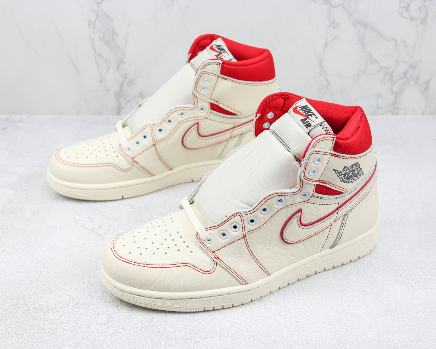 Air Jordan 1 High Hare