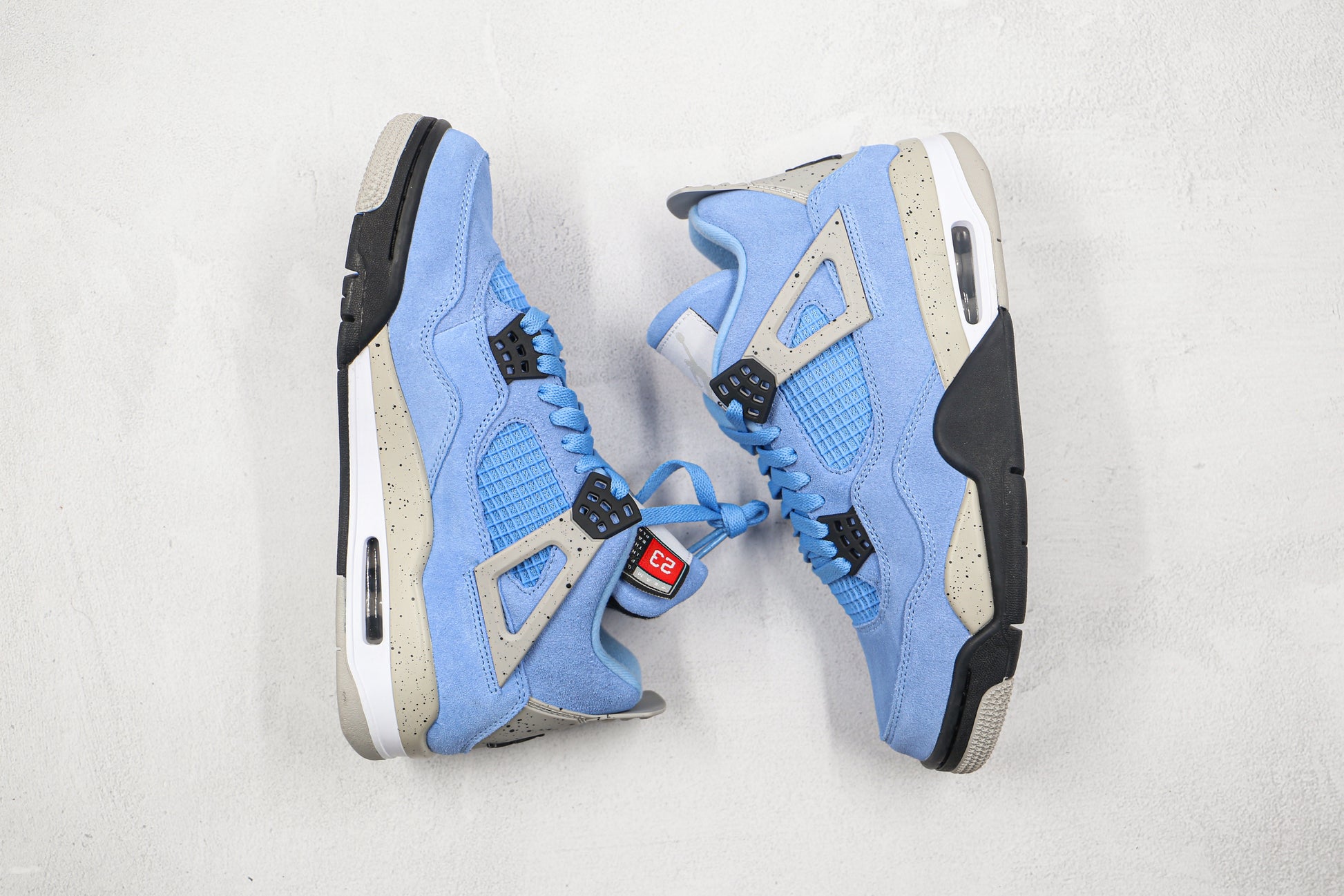 Air Jordan 4 University Blue