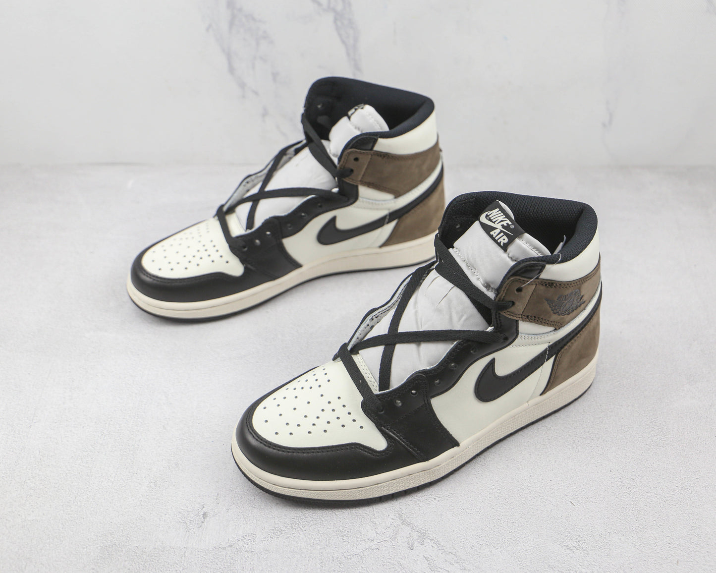 Air Jordan 1 High Dark Mocha