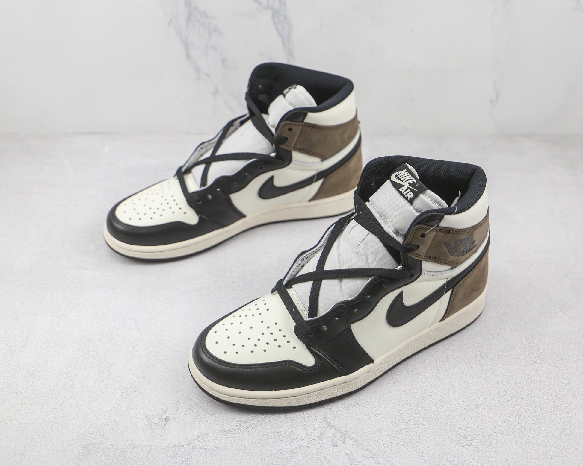 Air Jordan 1 High Dark Mocha