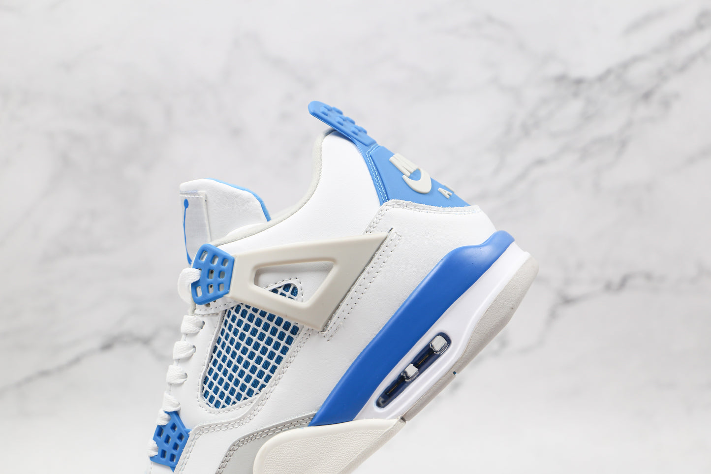 Air Jordan 4 Military Blue