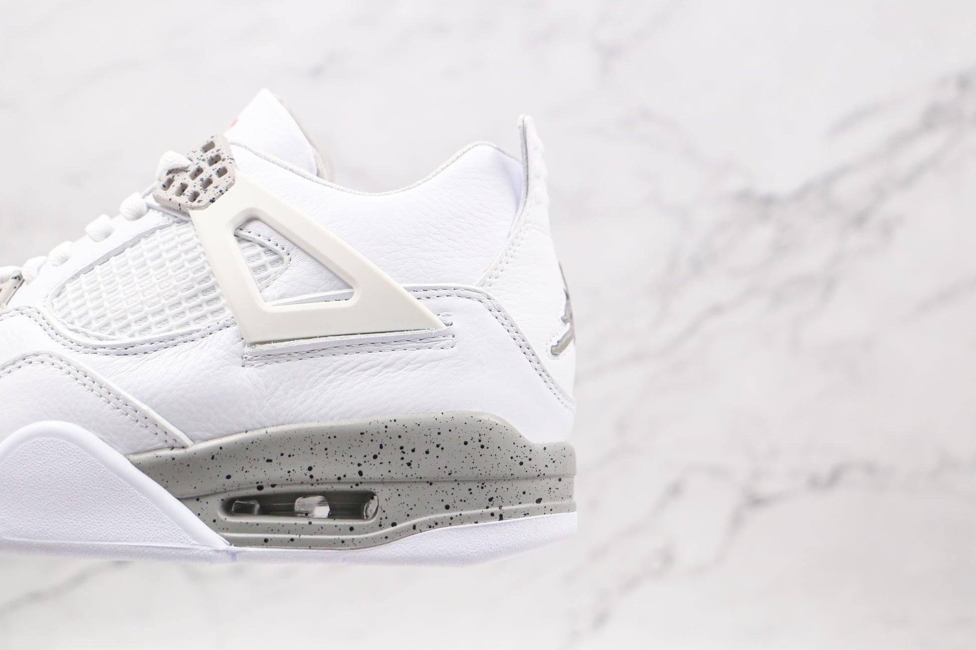 Air Jordan 4 White Oreo