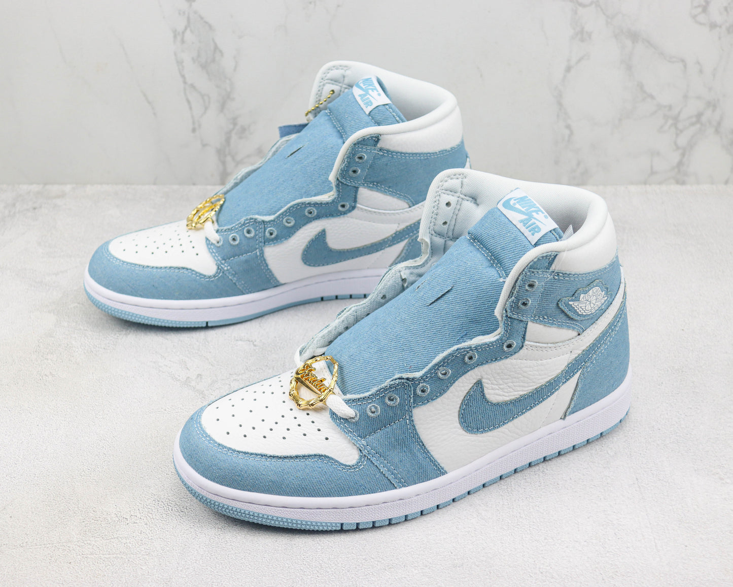 Air Jordan 1 High Blue Black White