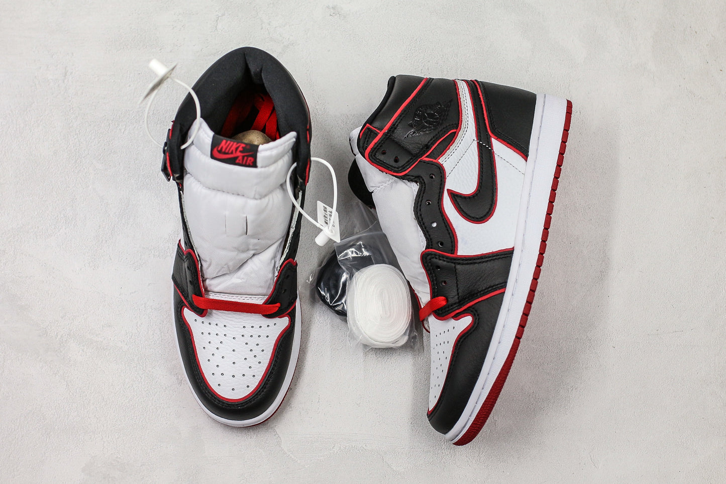 Air Jordan 1 High Black Red Outline
