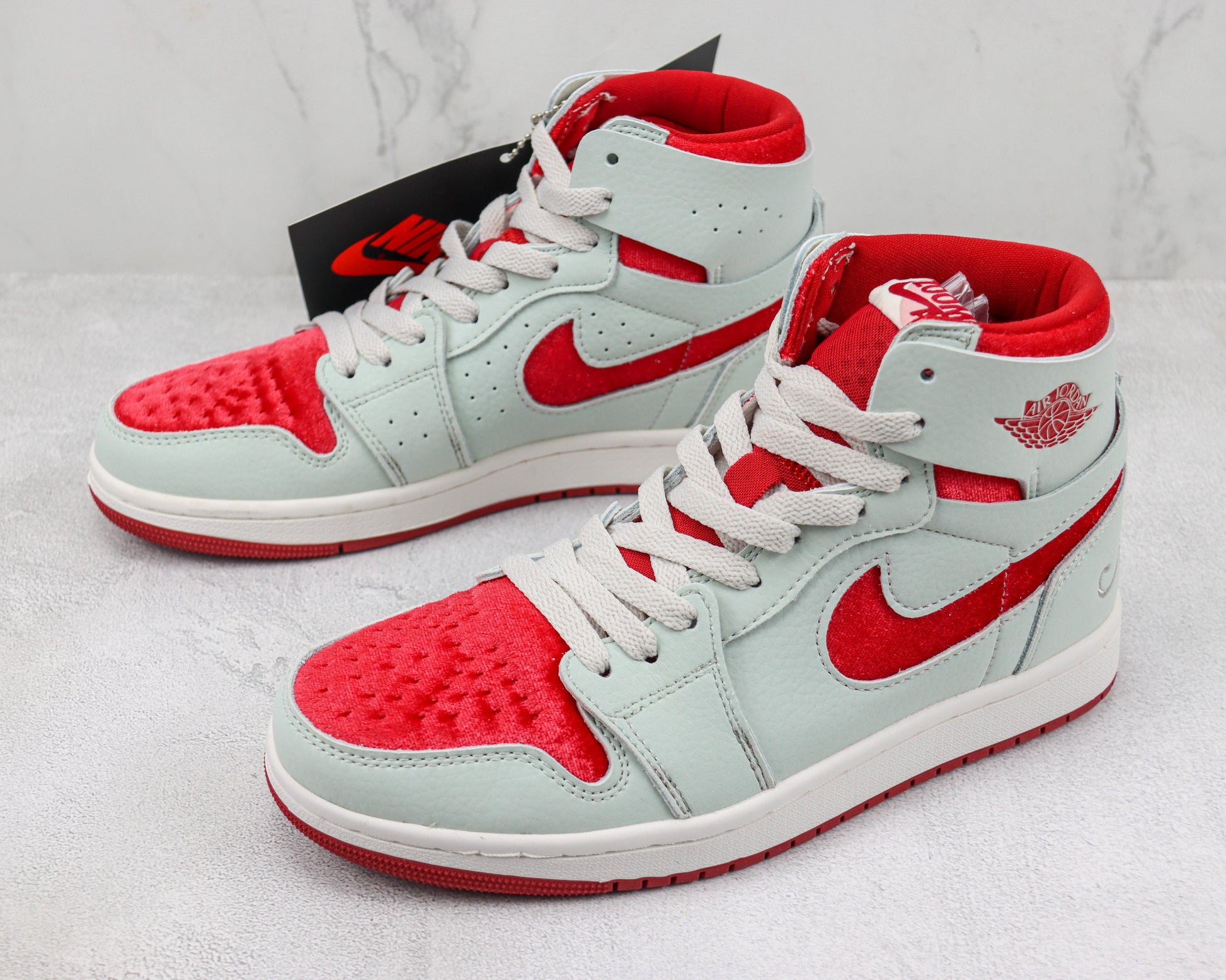 Air Jordan 1 High Ice Mint Coral