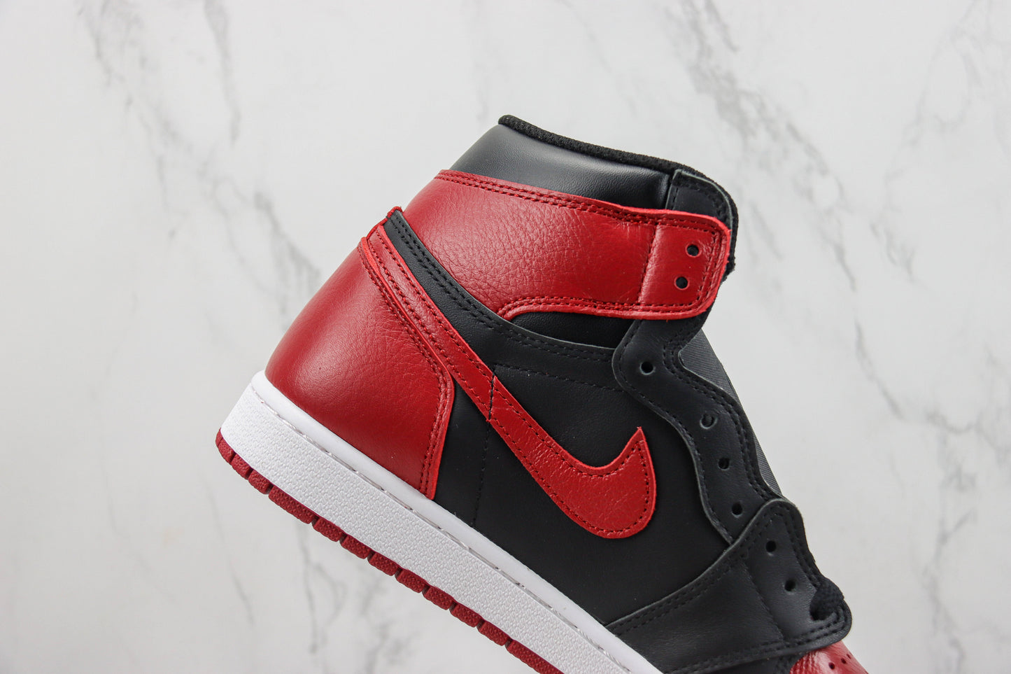 Air Jordan 1 High Bred Banned