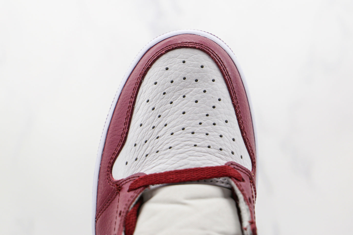 Air Jordan 1 High Bordeaux