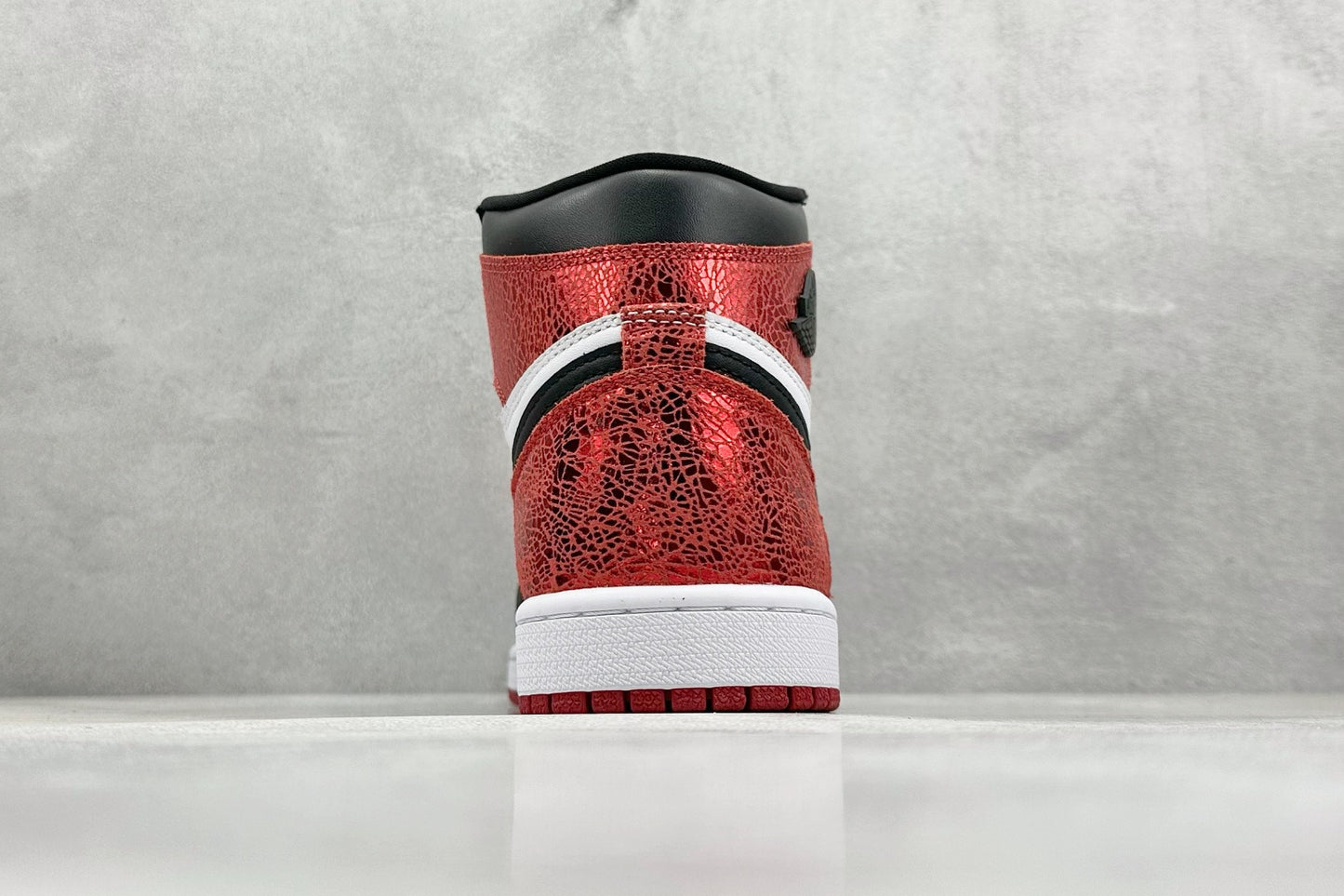 Air Jordan 1 High Ruby