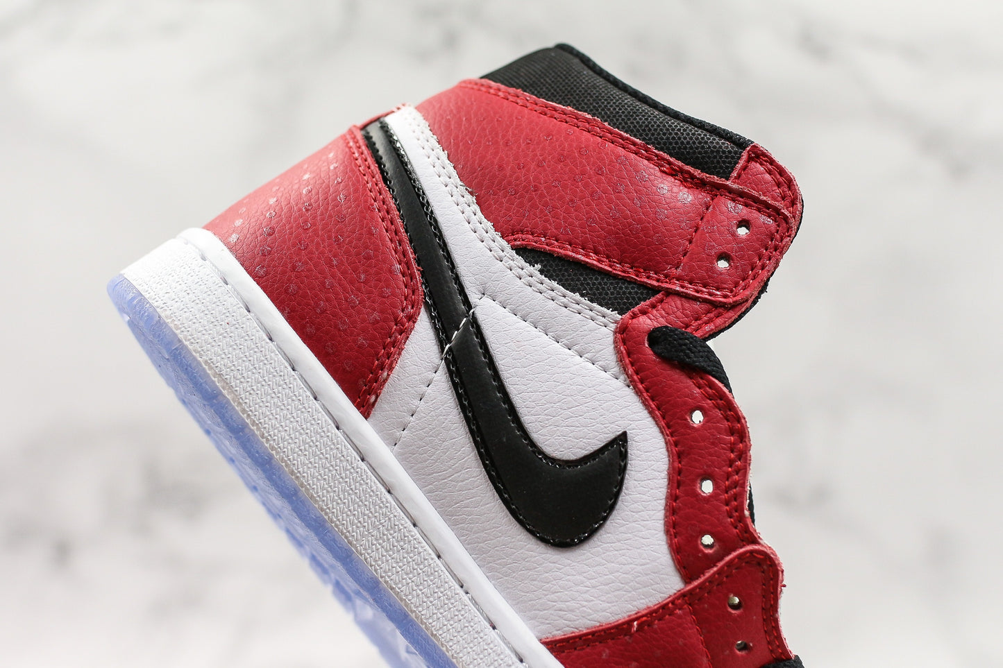 Air Jordan 1 High Chicago Crystal