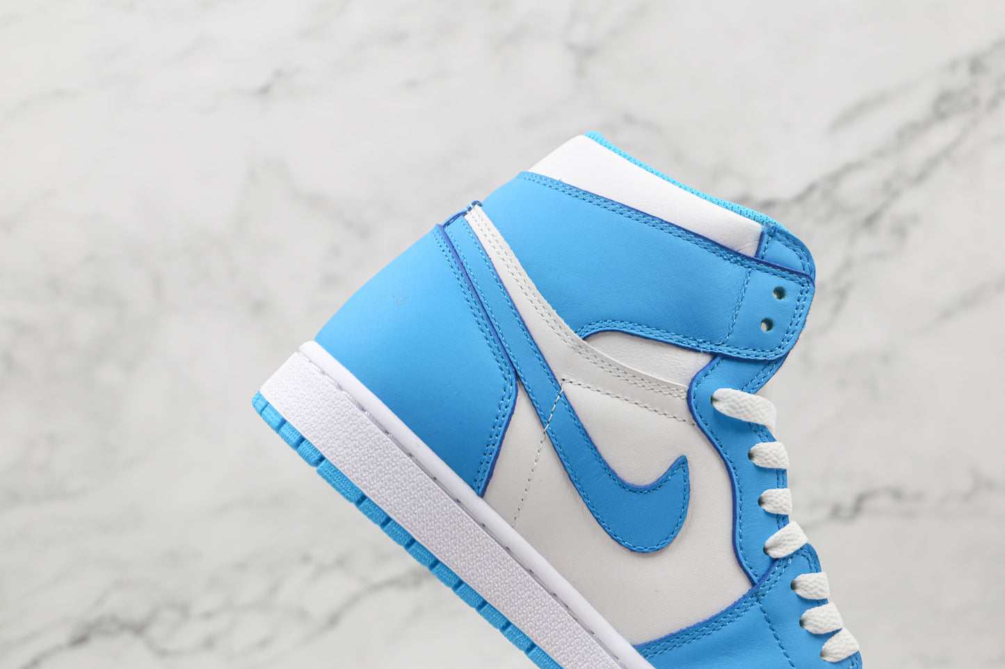 Air Jordan 1 High UNC Blue