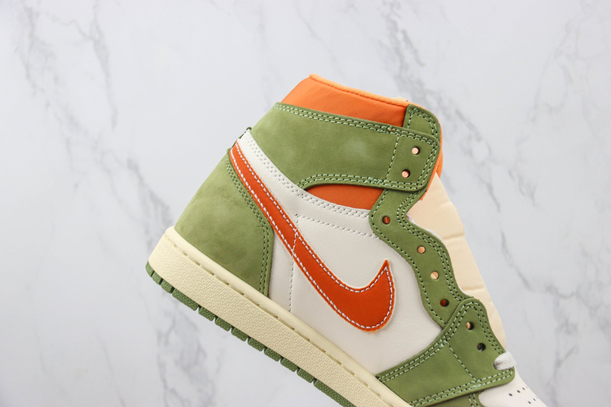 Air Jordan 1 High Celadon