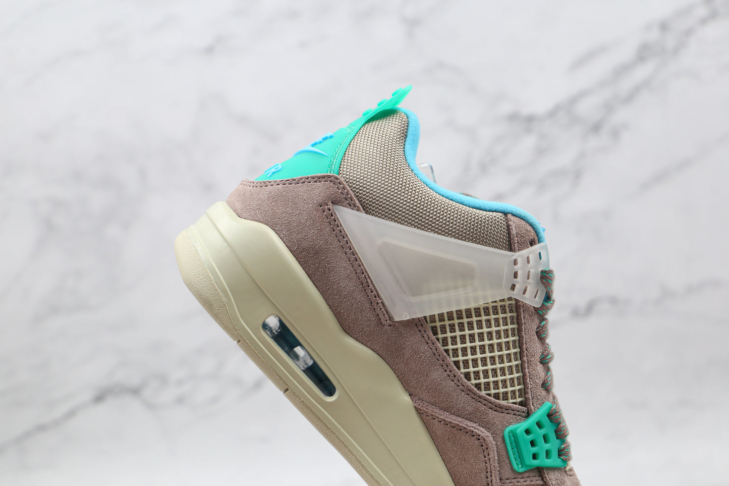 Air Jordan 4 Union Taupe Haze
