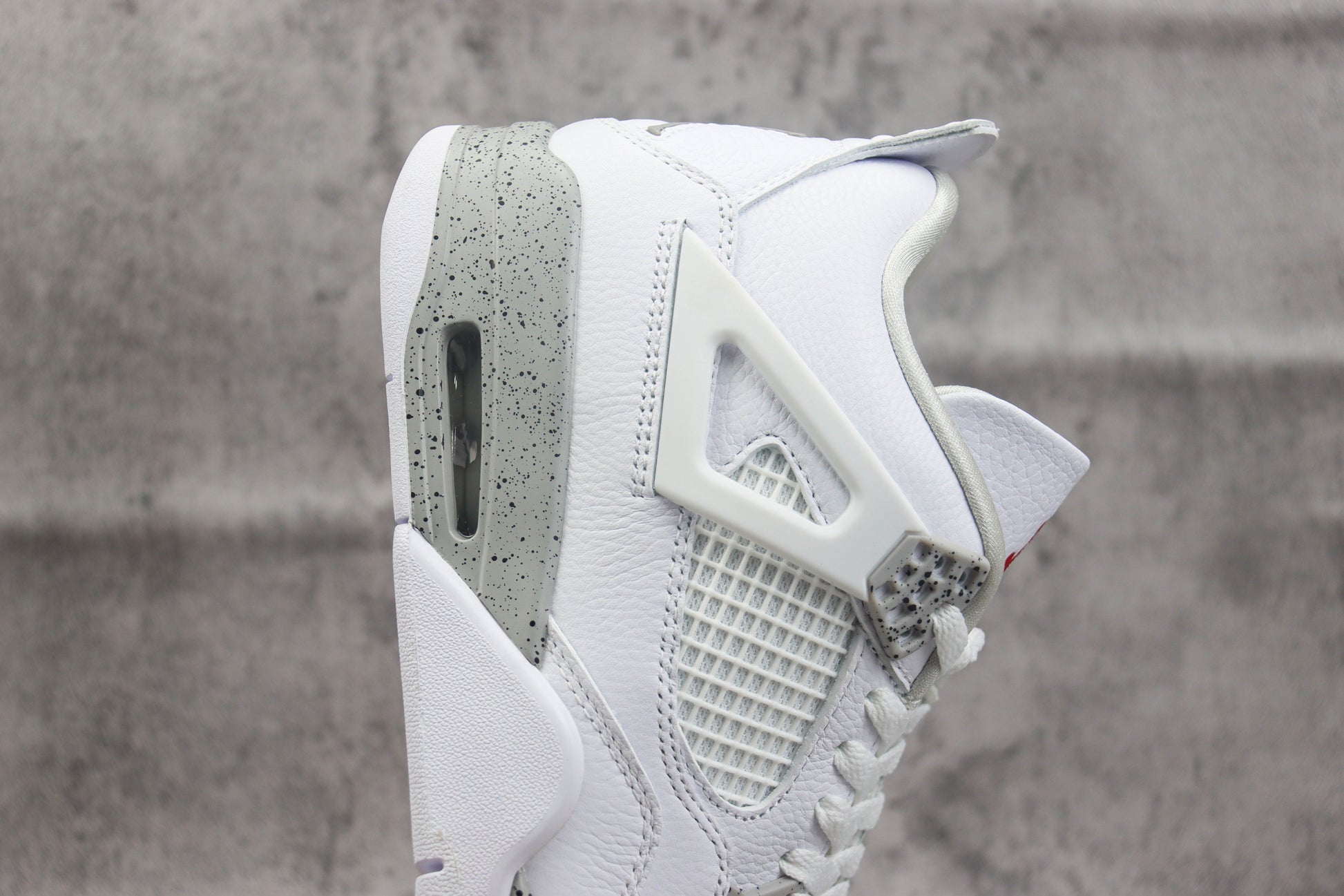 Air Jordan 4 White Cement