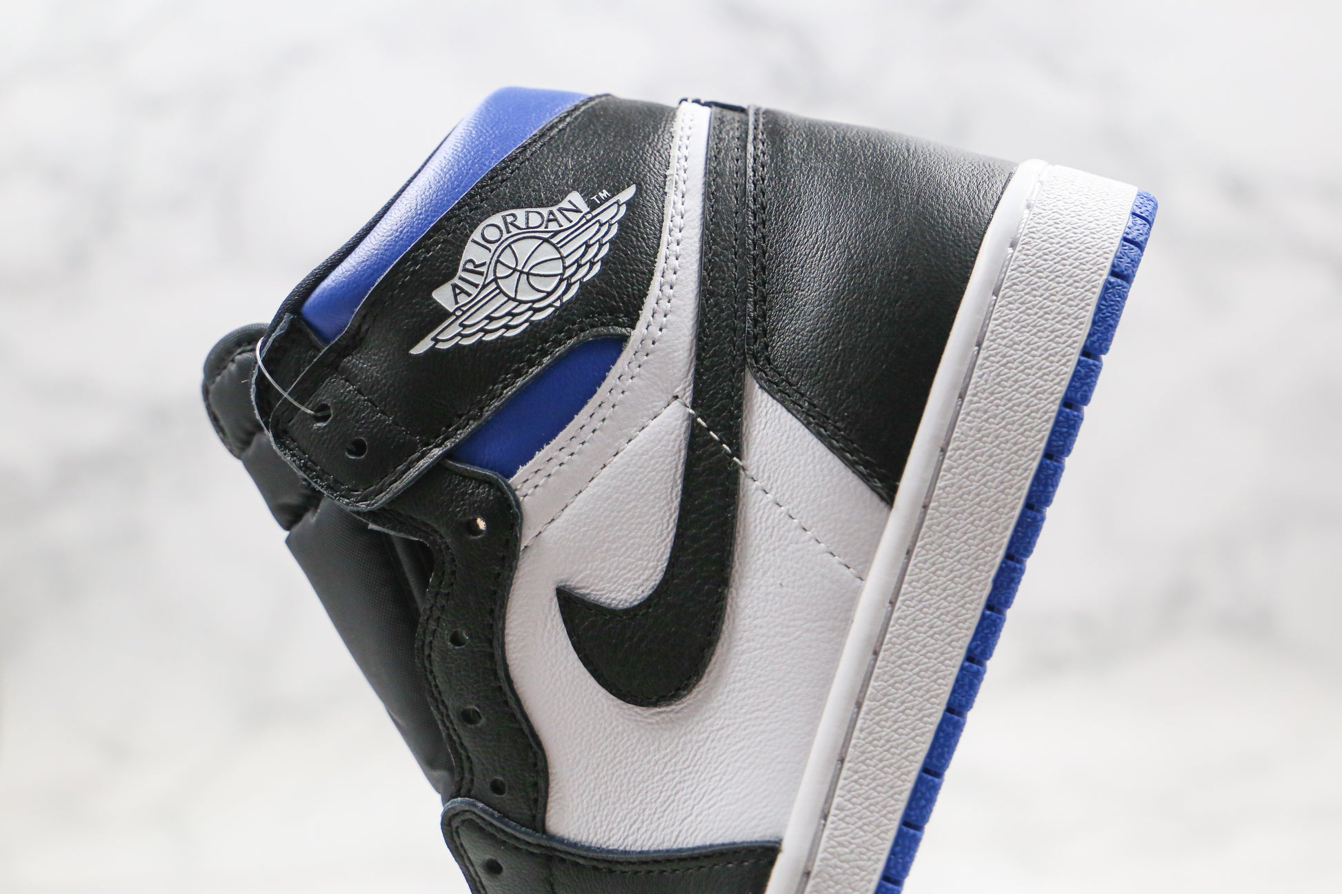 Air Jordan 1 High Patent Royal