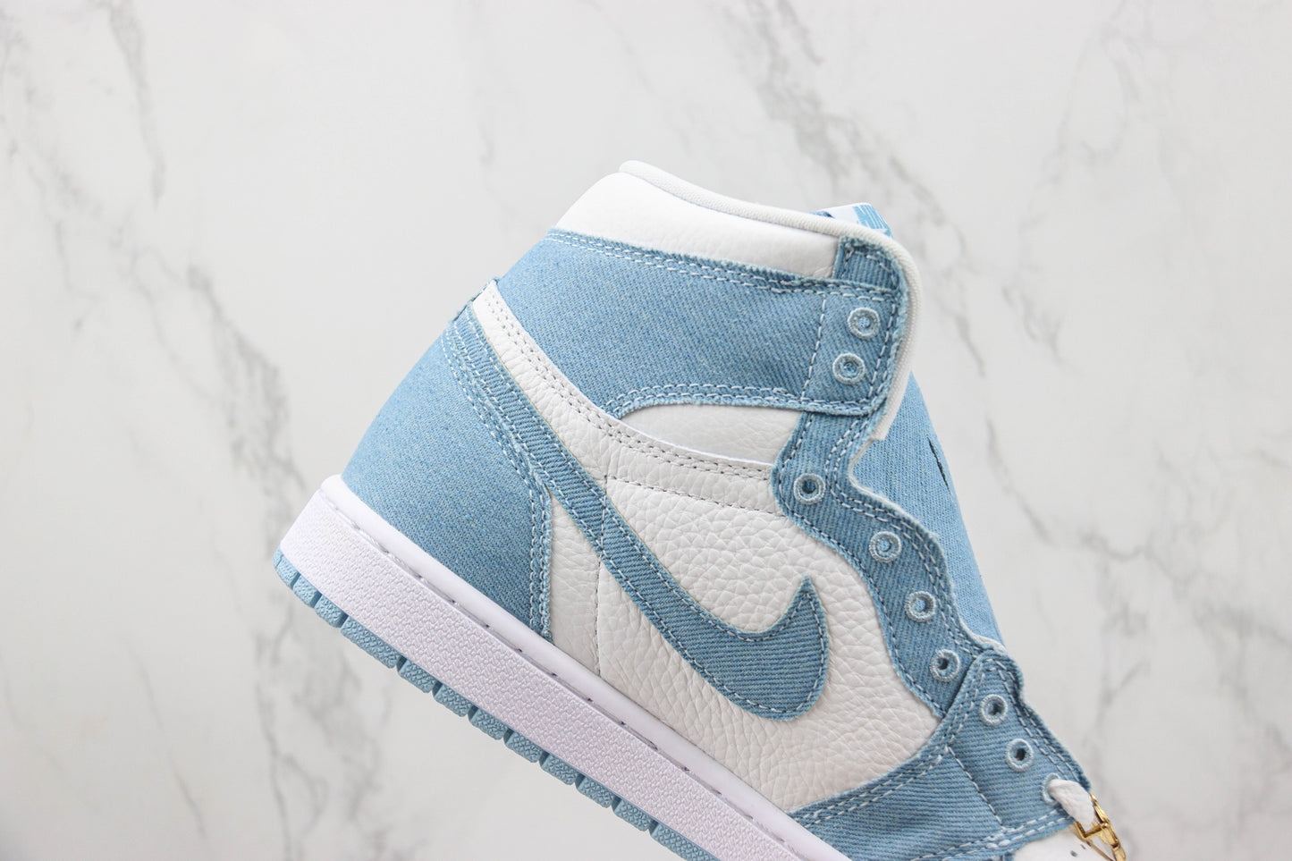 Air Jordan 1 High Blue Black White