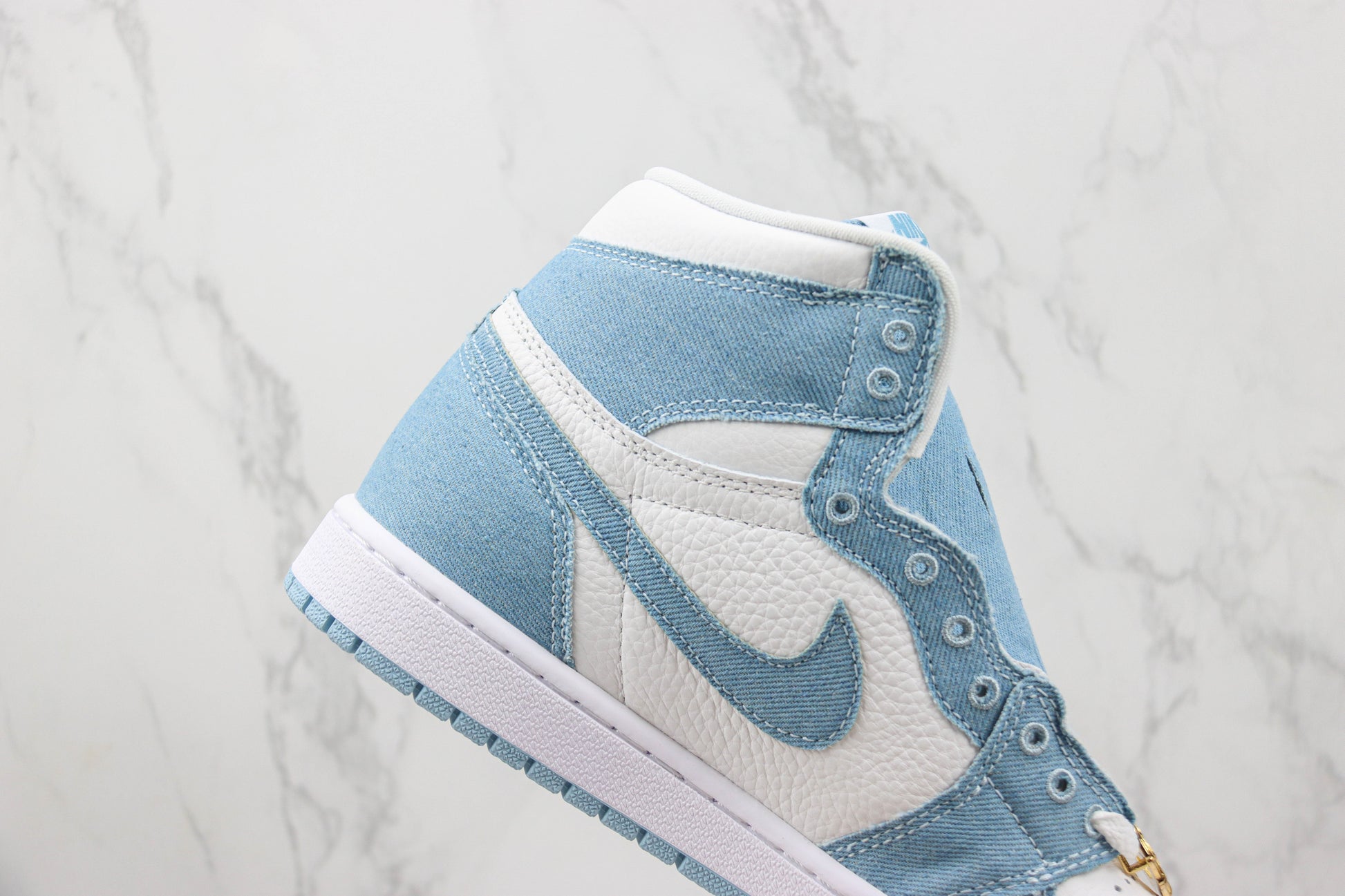 Air Jordan 1 High Blue Black White