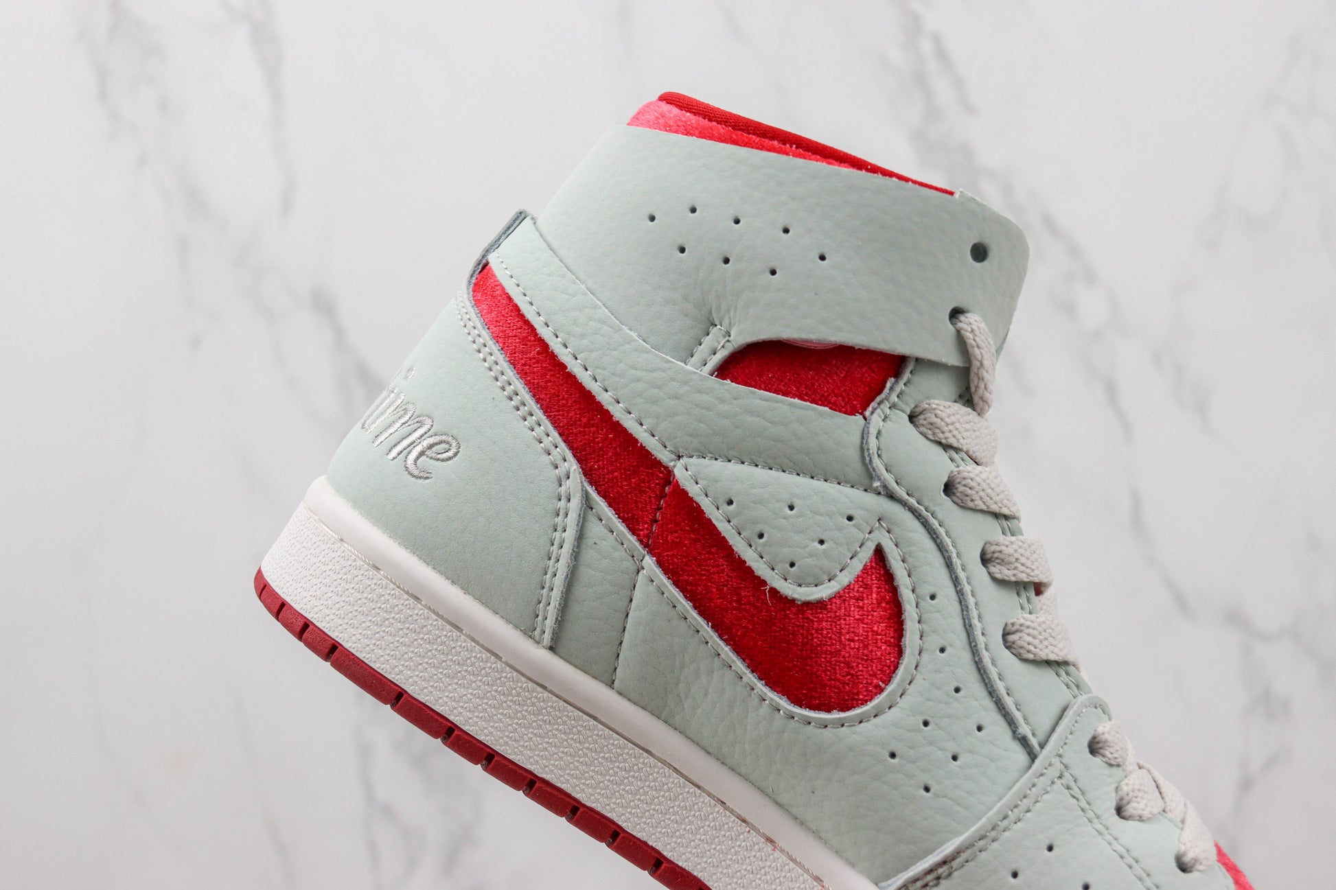 Air Jordan 1 High Ice Mint Coral