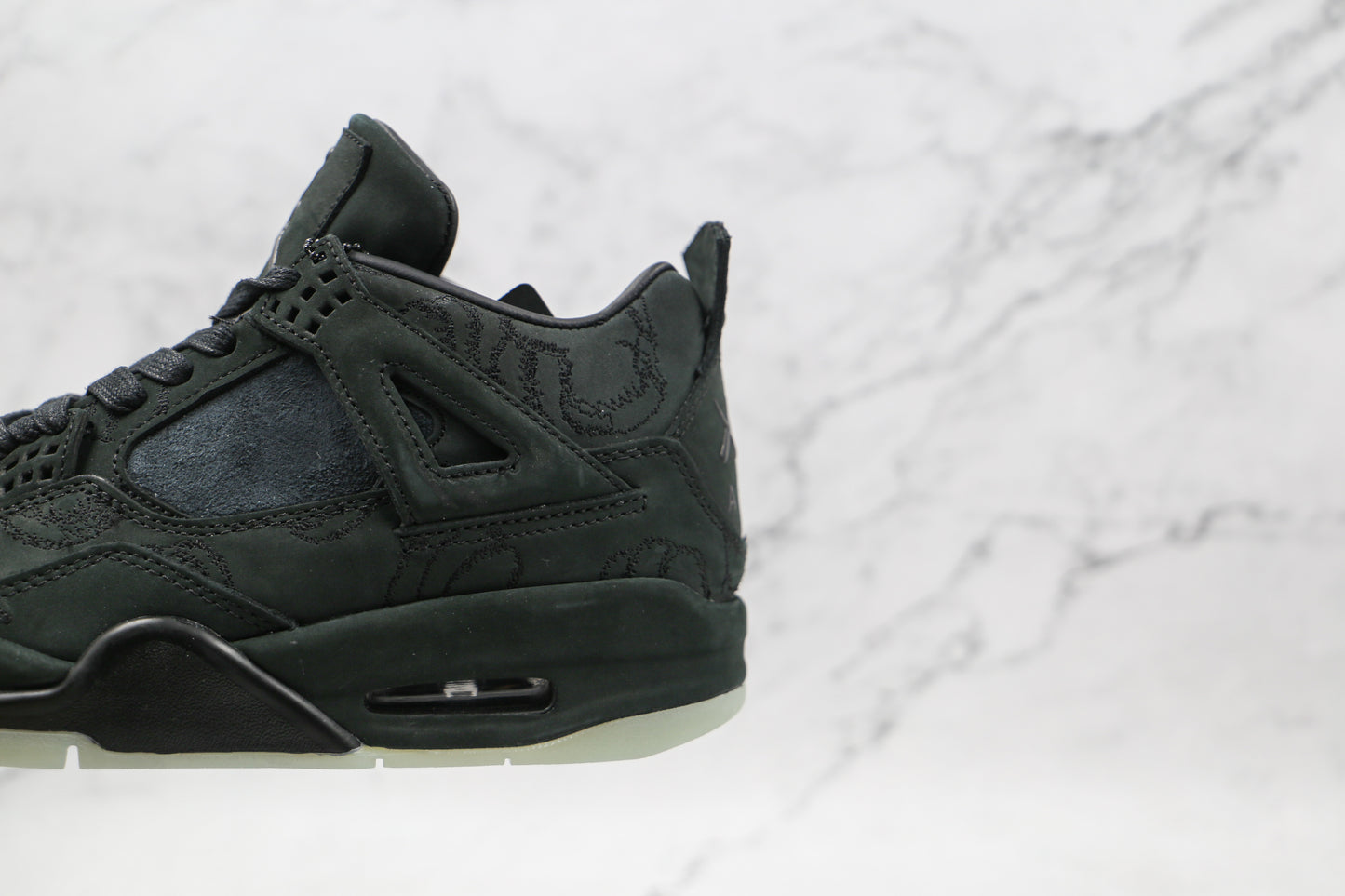 Air Jordan 4 KAWS Black