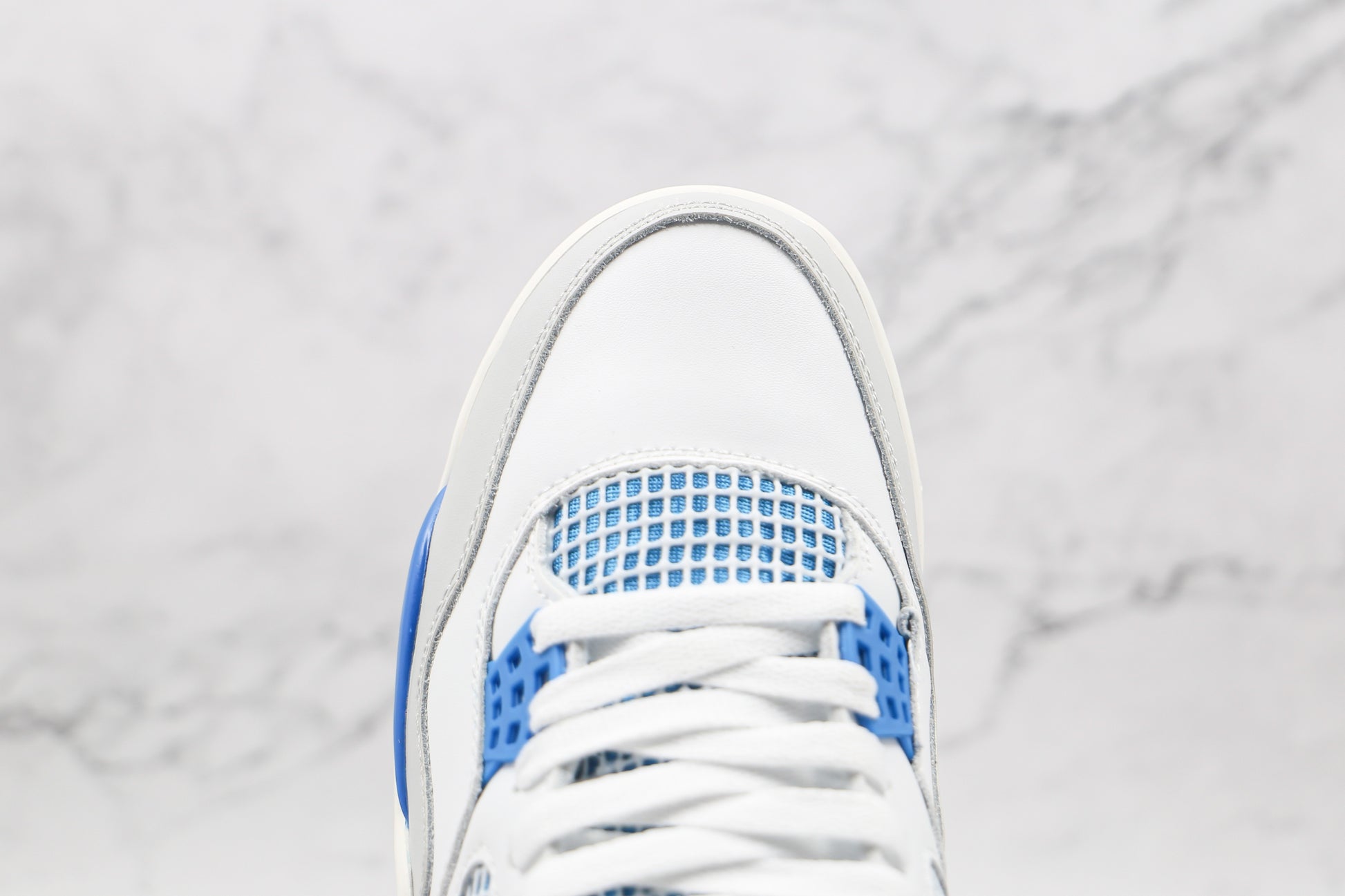 Air Jordan 4 Military Blue