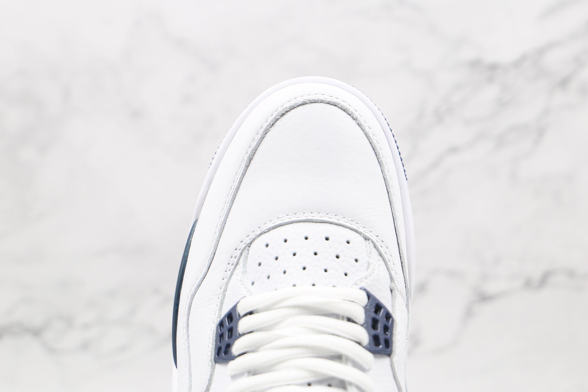 Air Jordan 4 Columbia Blue