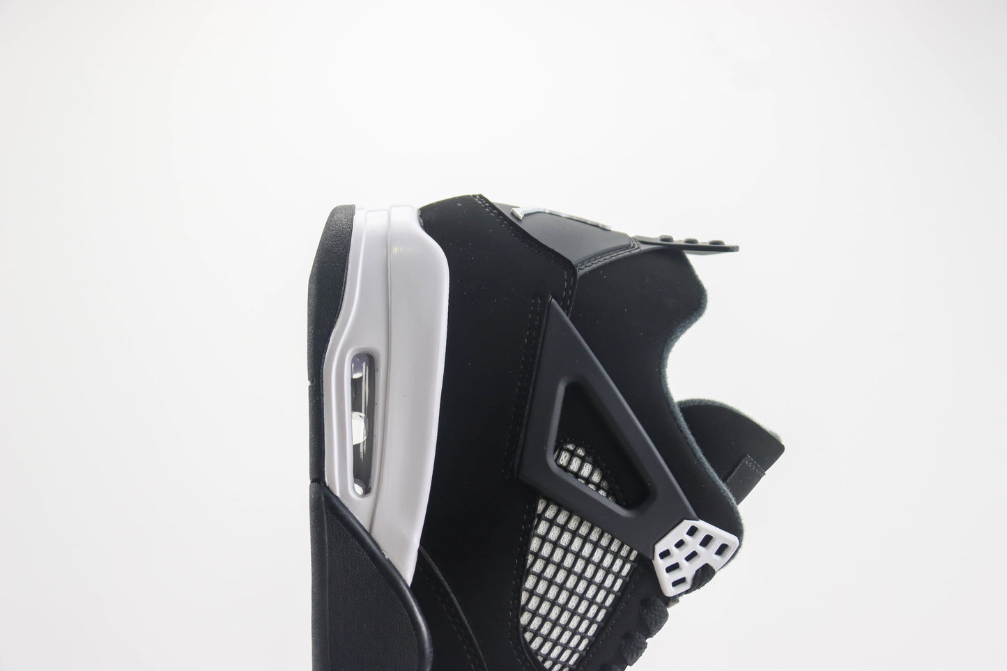 Air Jordan 4 Black White