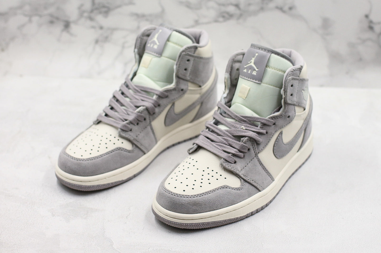 Air Jordan 1 High Soft Grey Sail